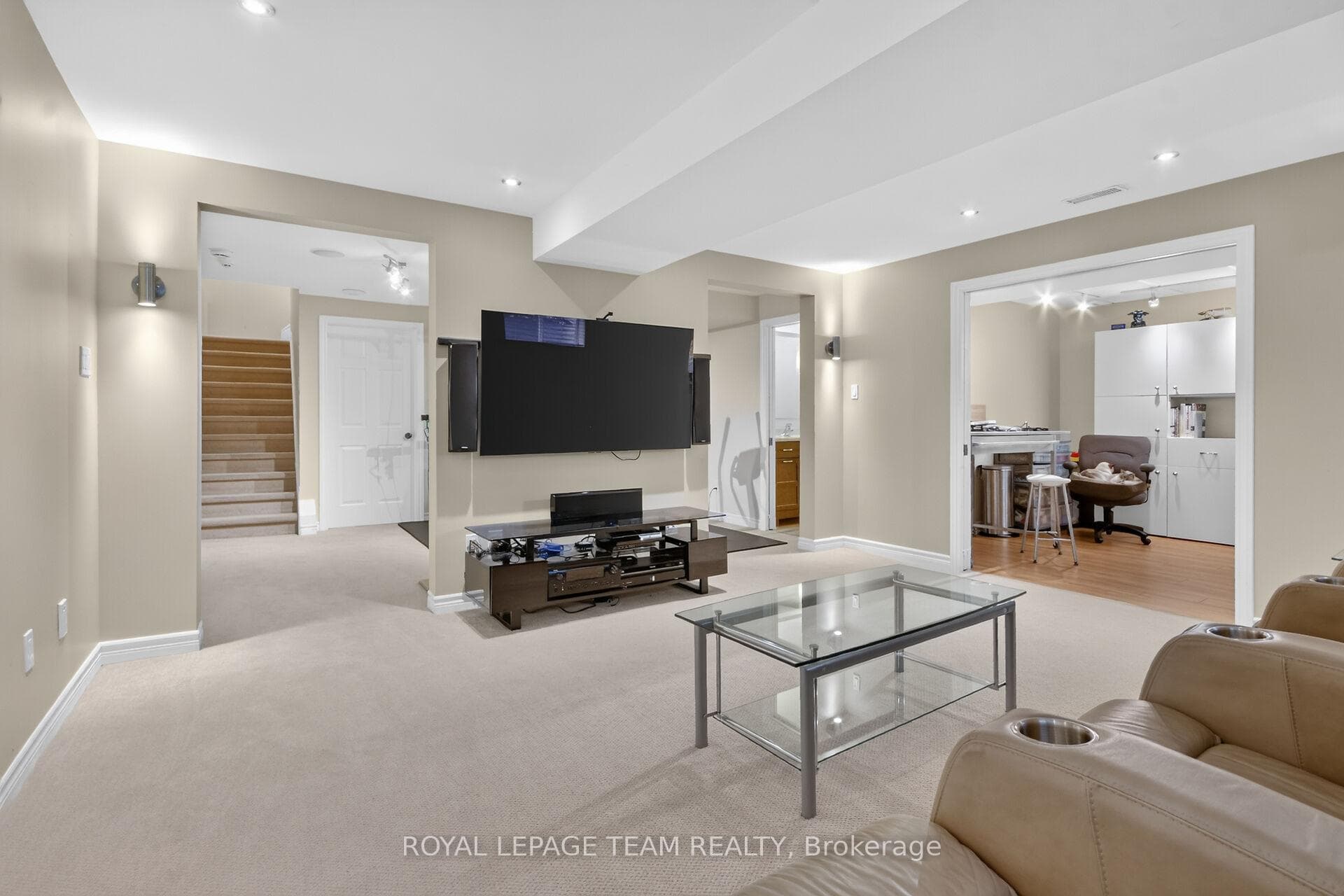 83 Lydia Way photo 34