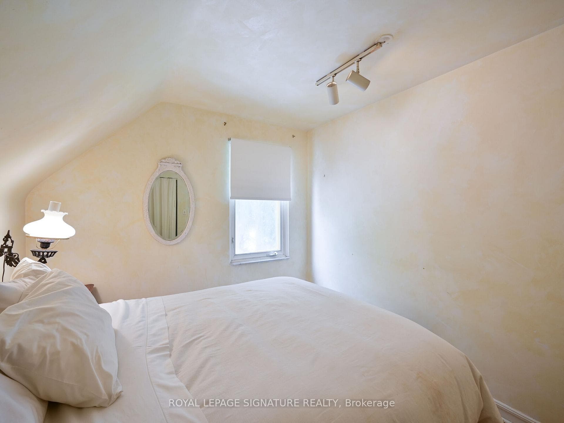 2045 Harvest Drive photo 26