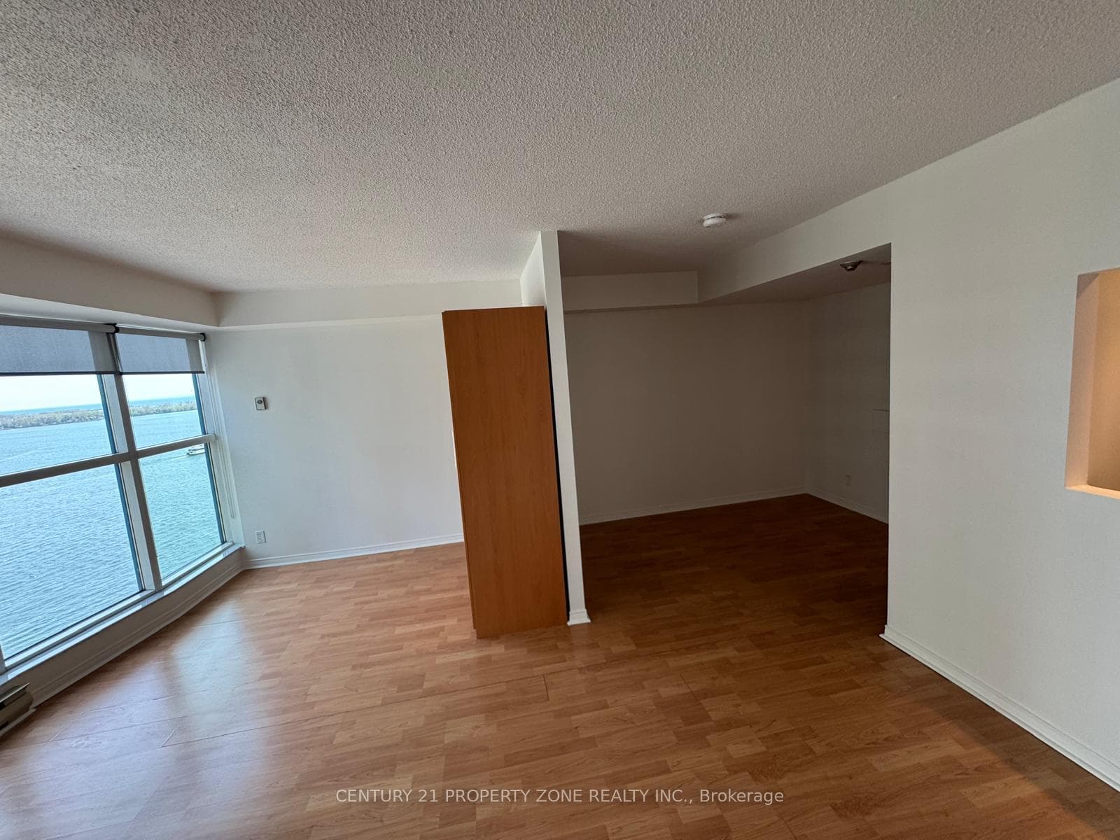 77 Harbour Square Unit 2105 photo 19