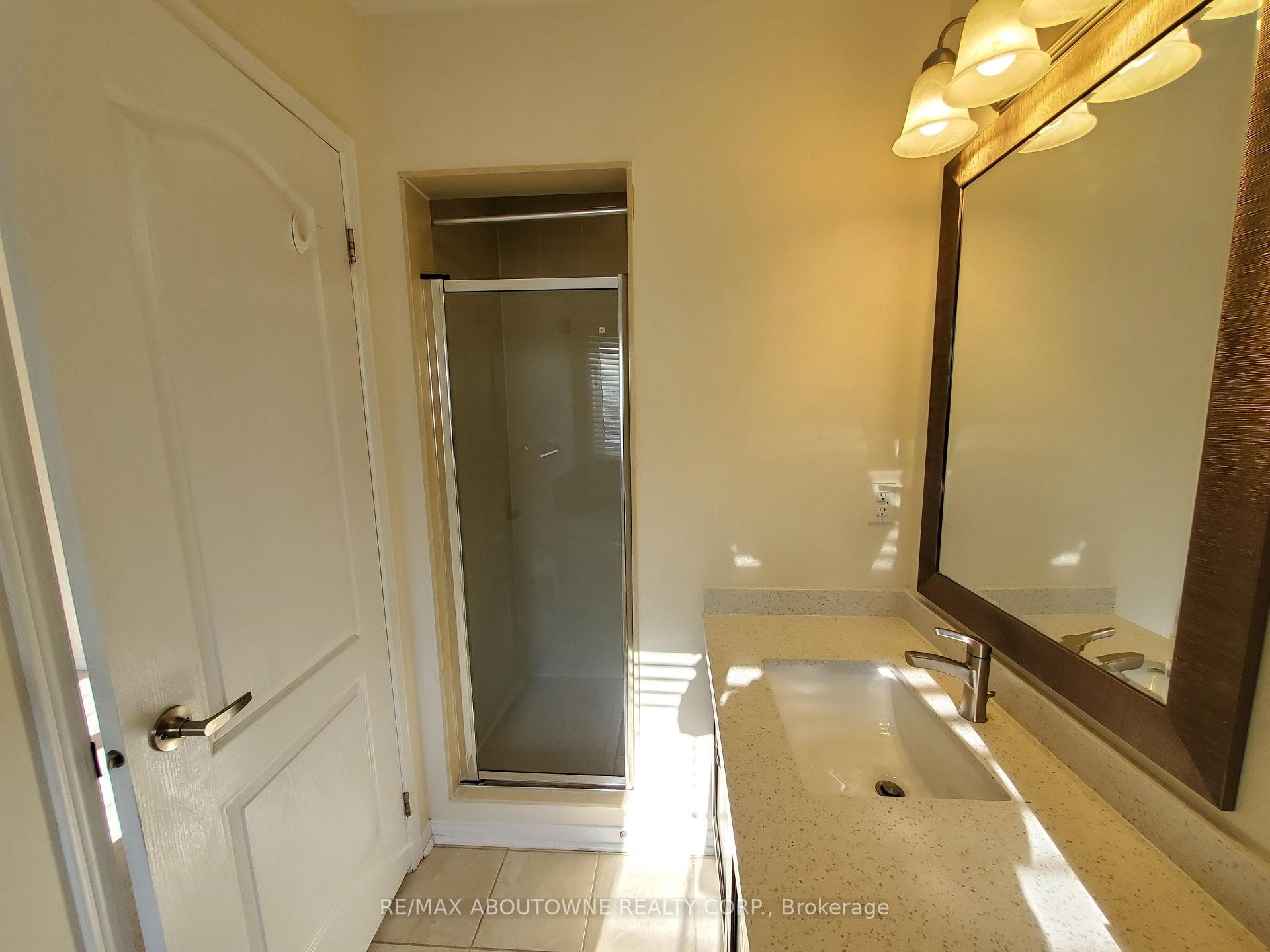 2171 Fiddlers Way Unit #6 photo 12