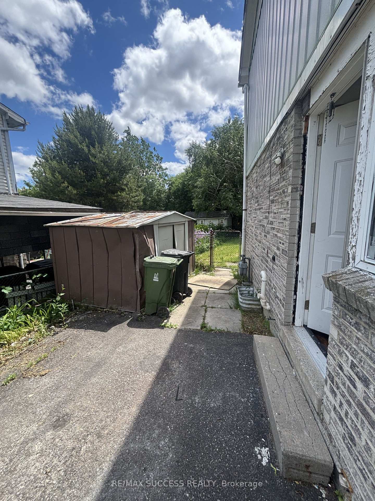 29 Horseley Hill Drive photo 4