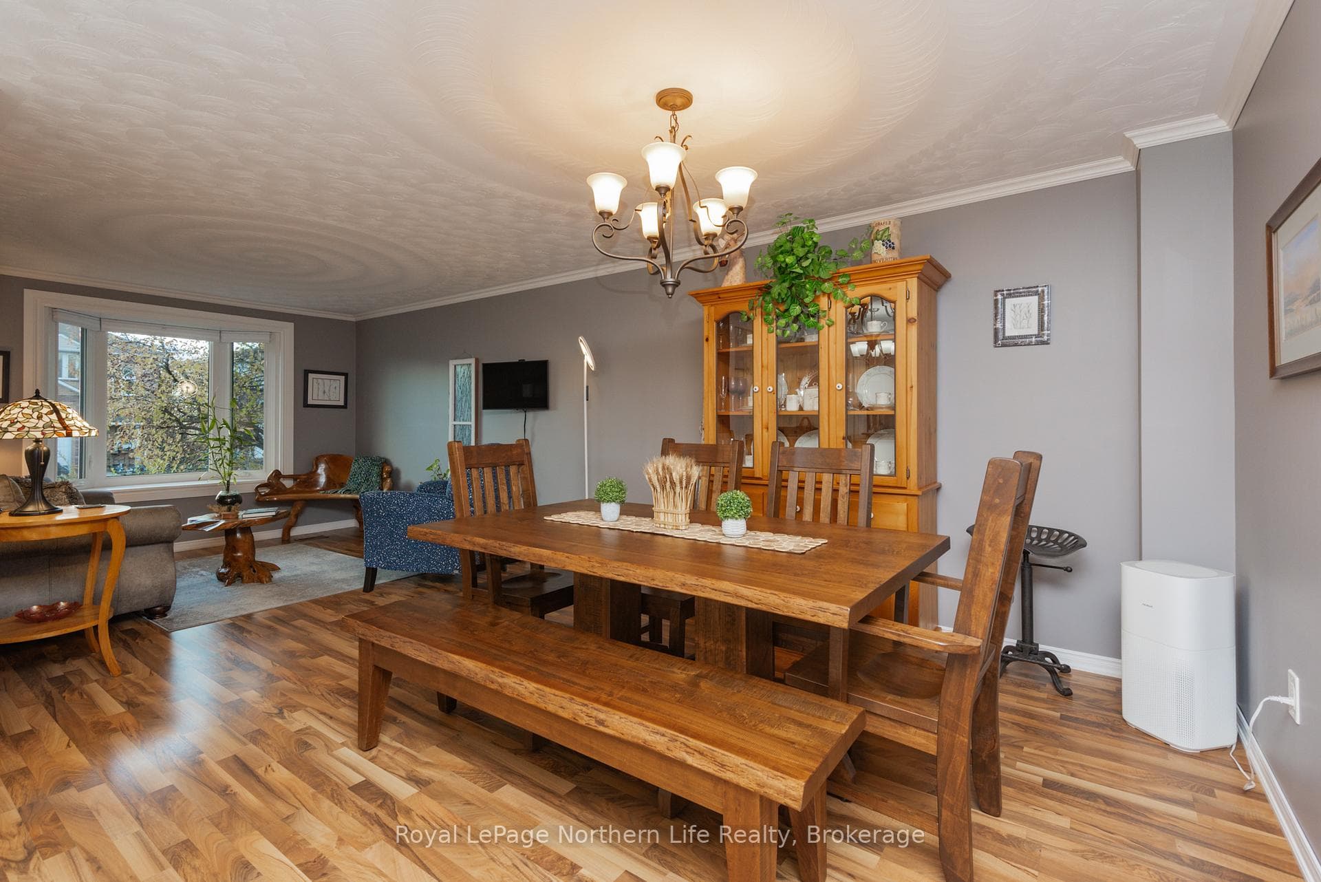 42 Balmoral Crescent photo 10