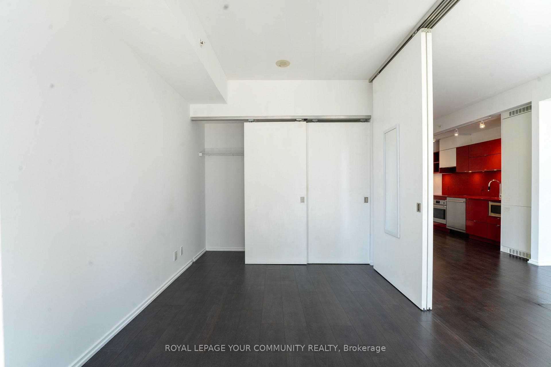 125 Peter Street Unit 1511 photo 11