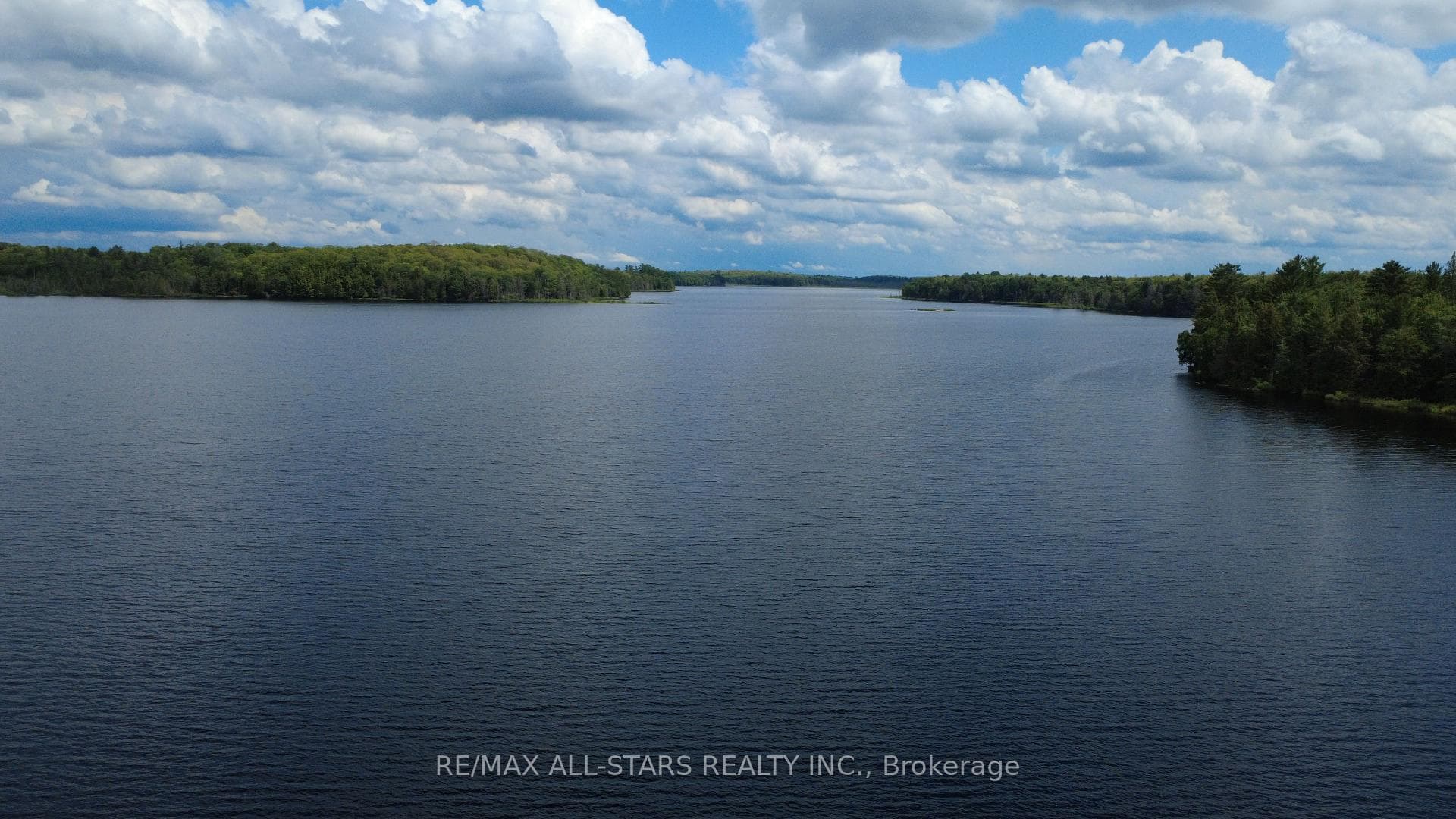 15 Axe Lake Road photo 7
