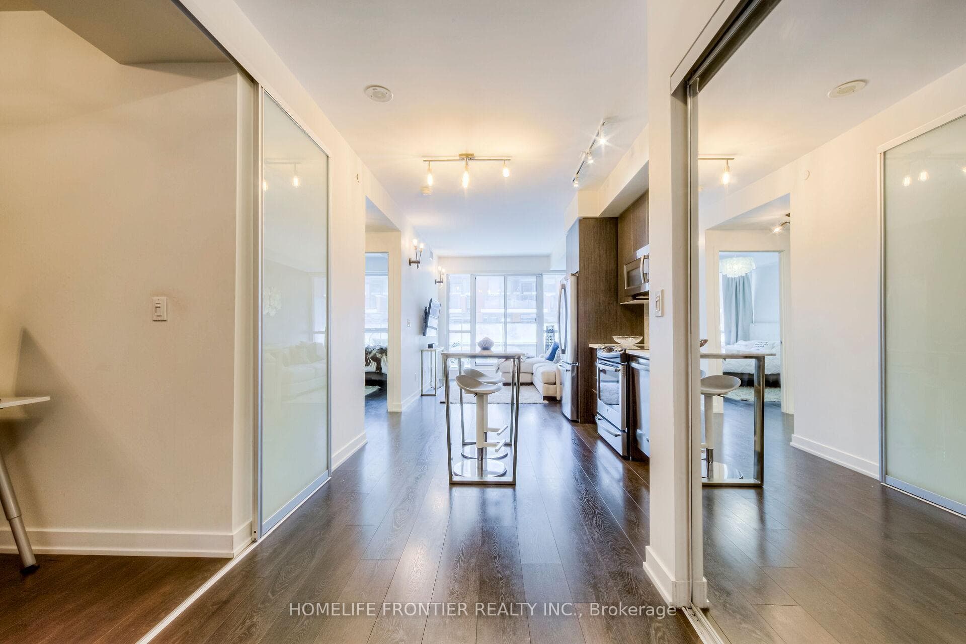 50 Bruyeres Mews Unit 320 photo 5