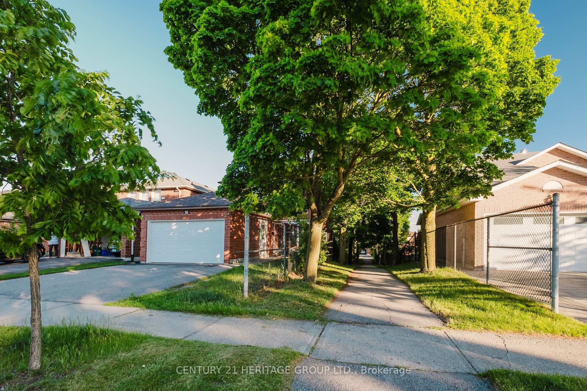 49 Gray Crescent photo 42