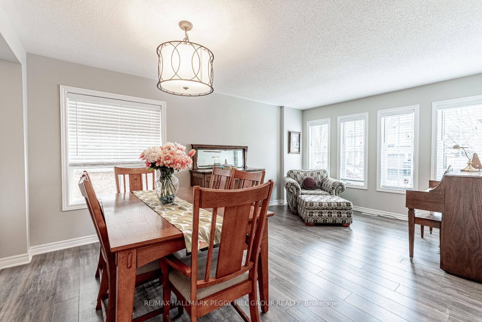 51 Maple Crown Terrace photo 5