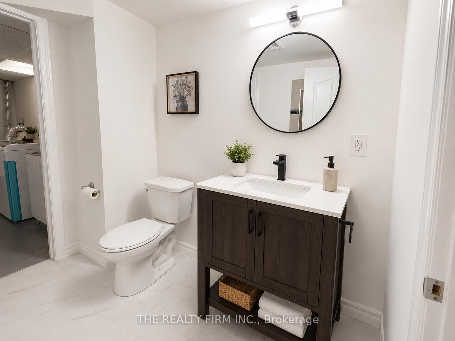 Lower bath