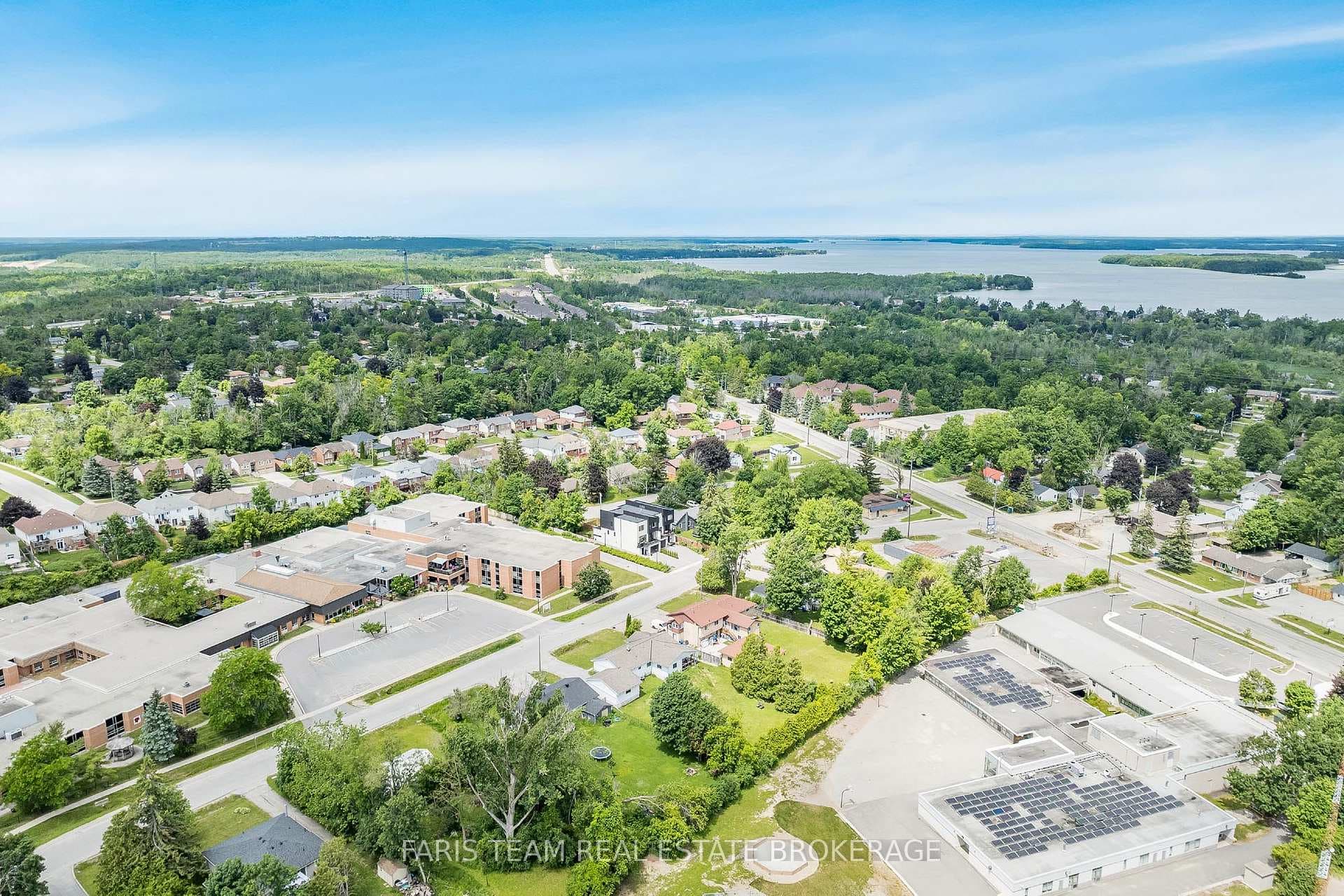 24 Grace Avenue photo 49