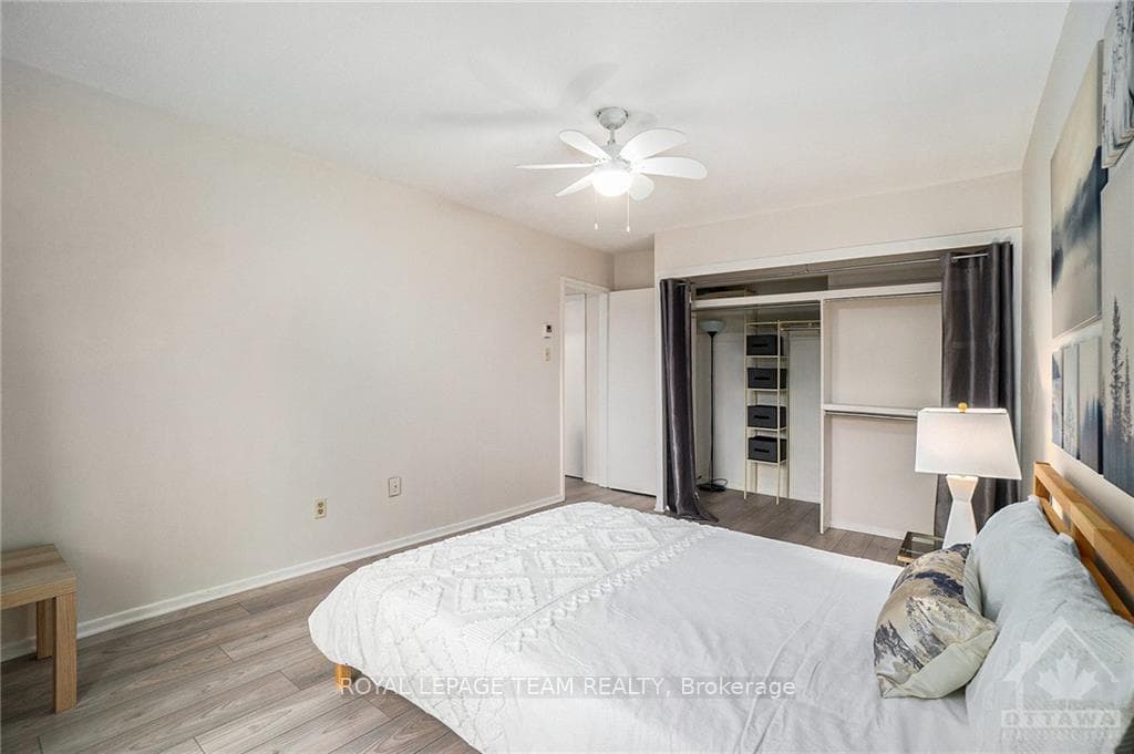2041 ARROWSMITH Drive Unit 306A photo 11