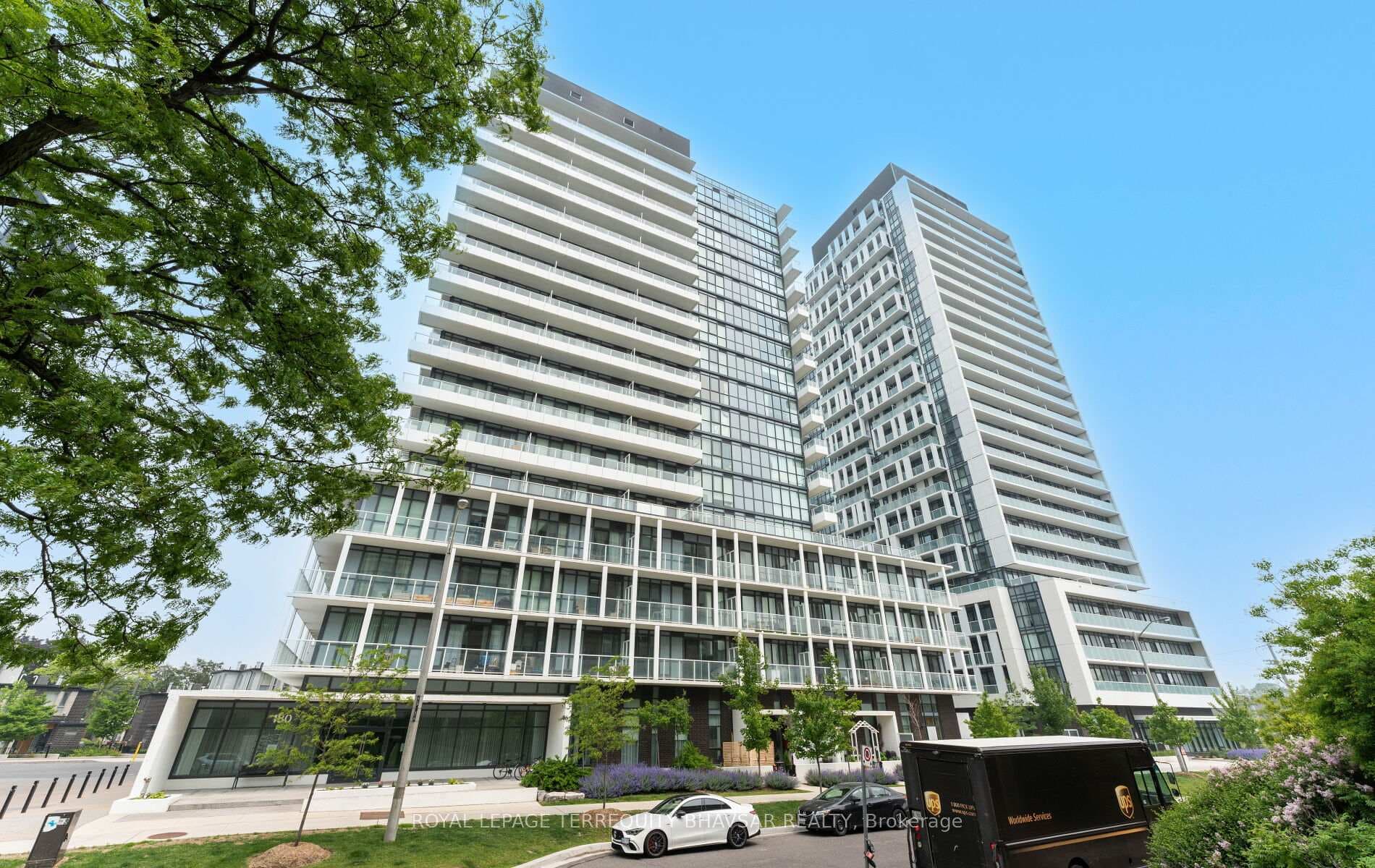 180 Fairview Mall Drive Unit 713 photo 2