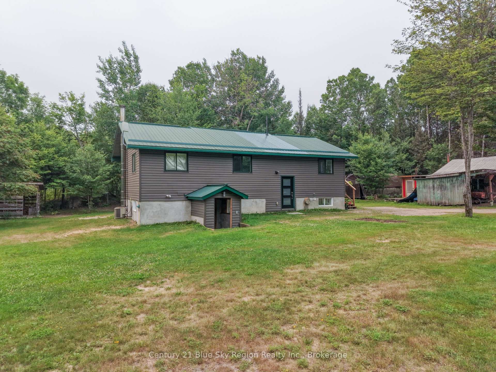 887 Development Road photo 5