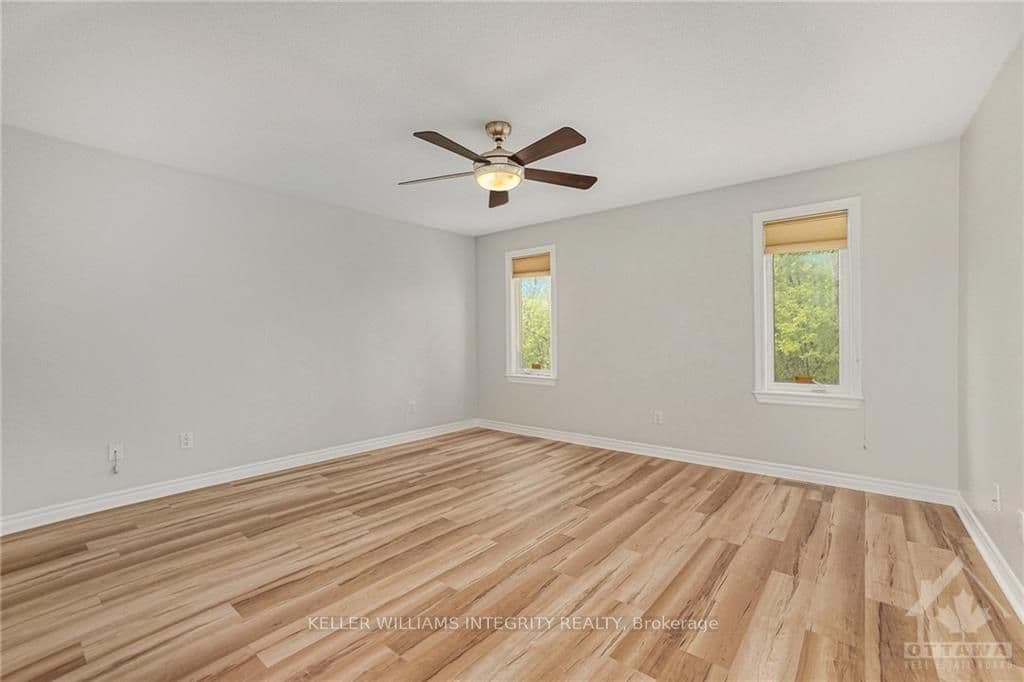 192 HAROLD Street photo 13