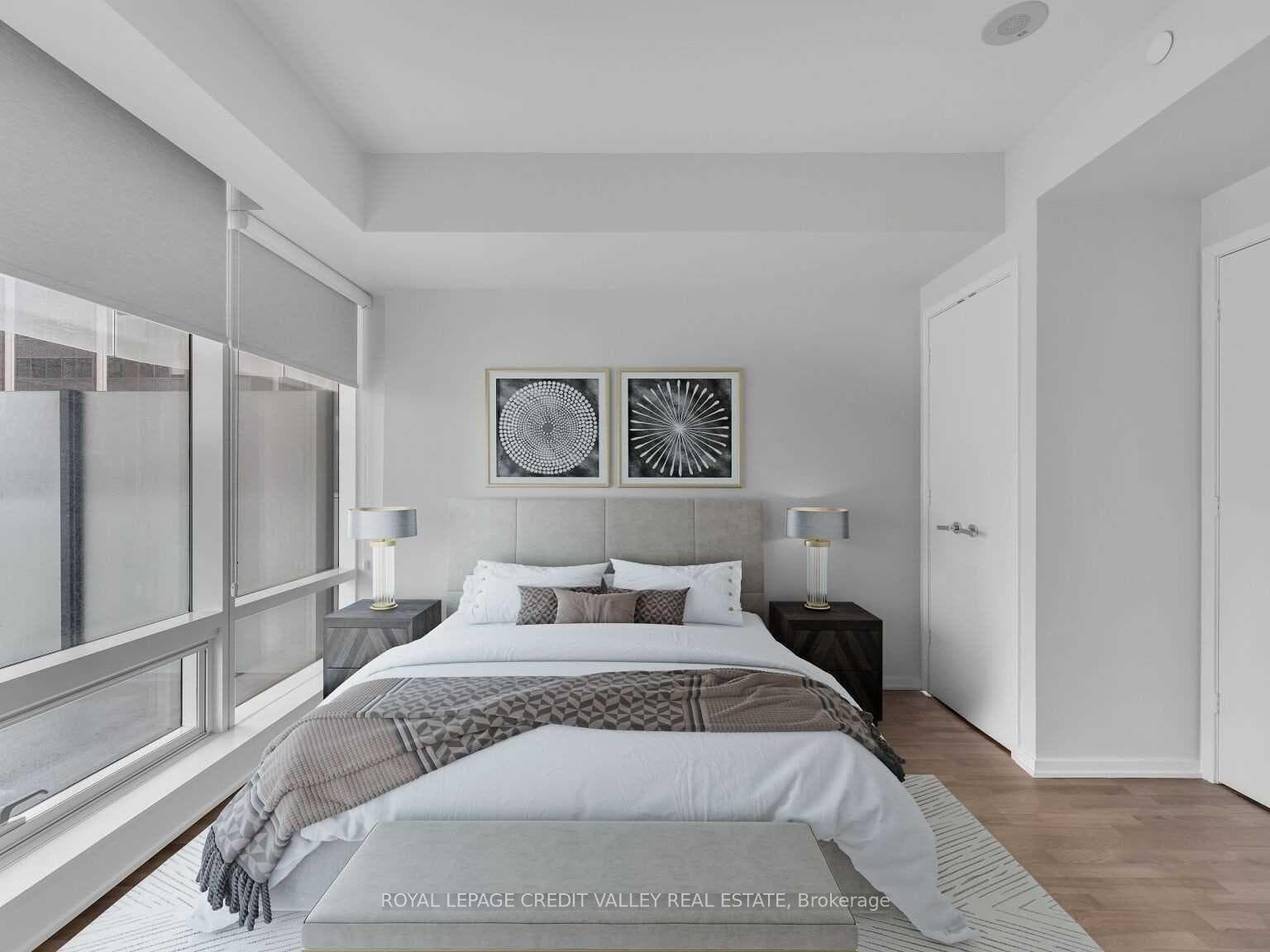 1 Bloor Street Unit 1308 photo 22