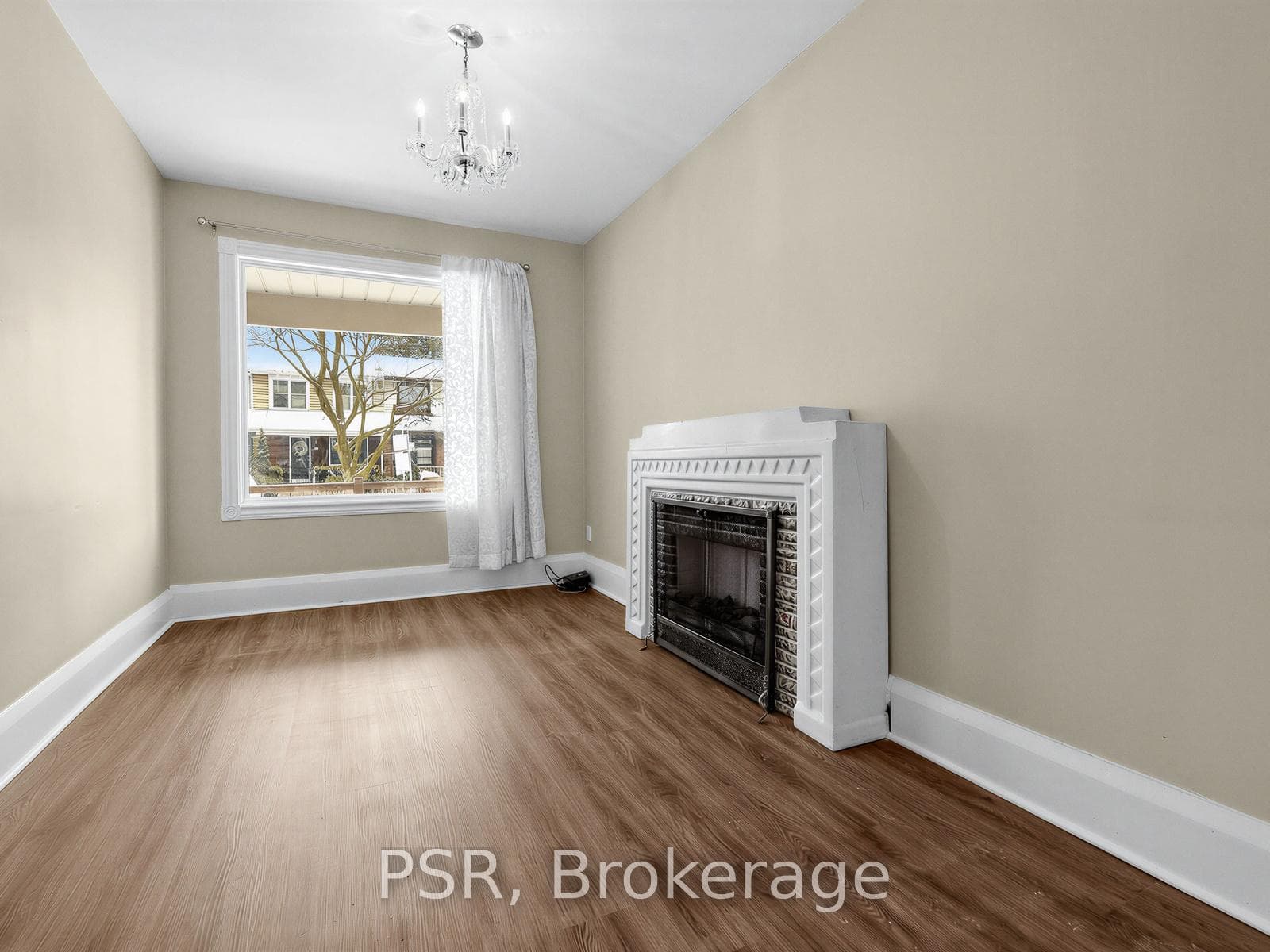 459 Manor Road photo 3