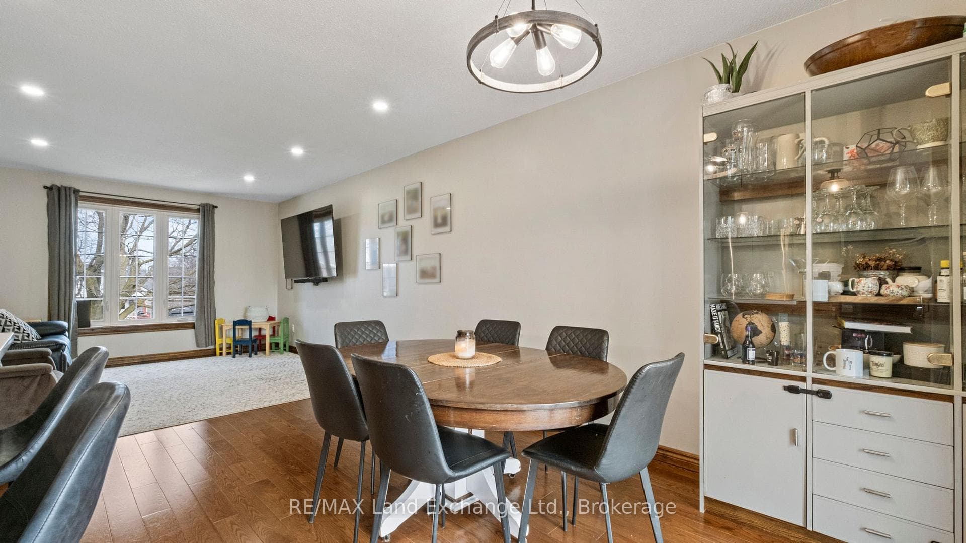 Perfect Kitchen Island for Food Prep