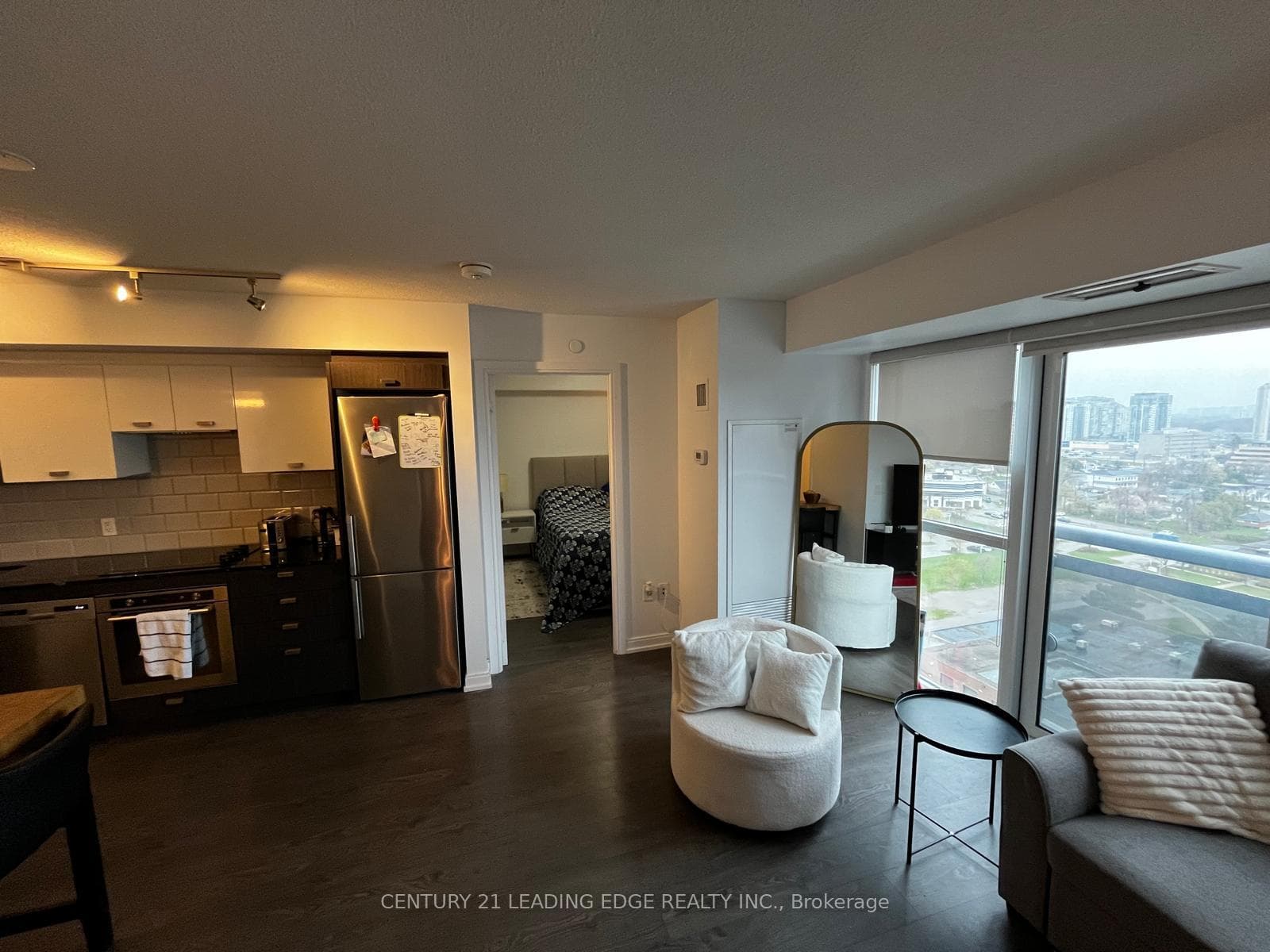 275 Village Green Square Unit 1621 photo 8