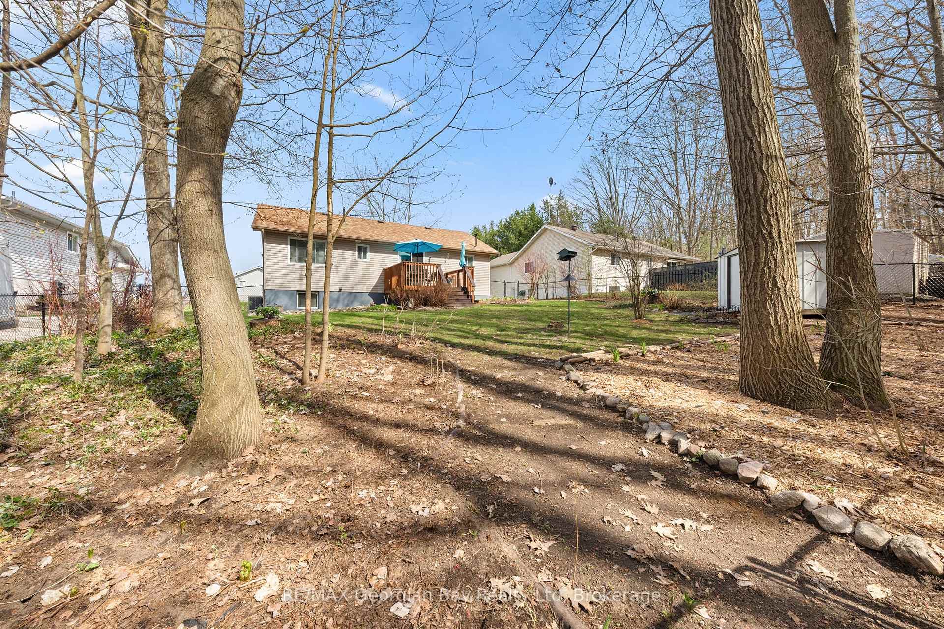 133 Oxley Drive photo 36