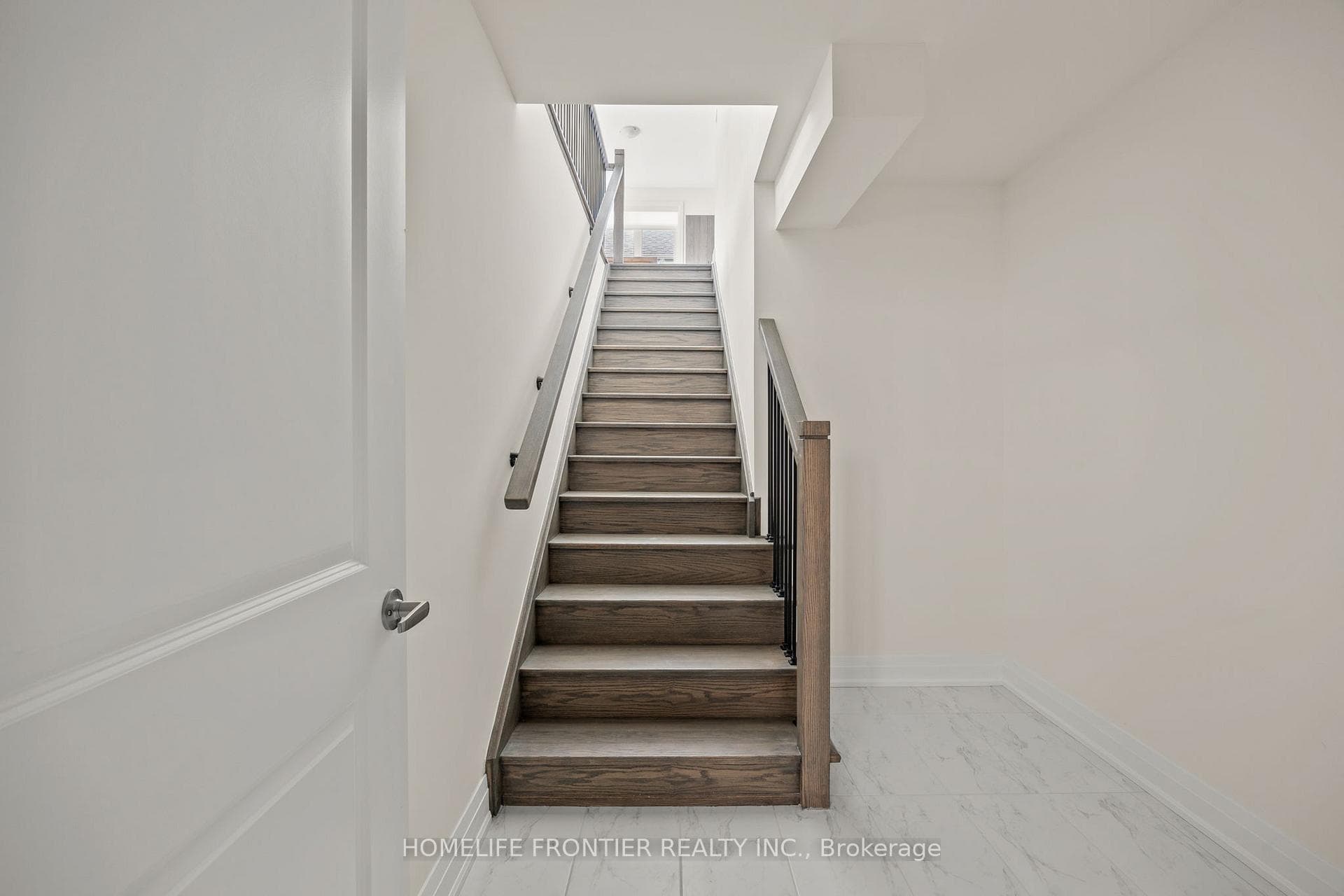 310 Rablewood Drive photo 21