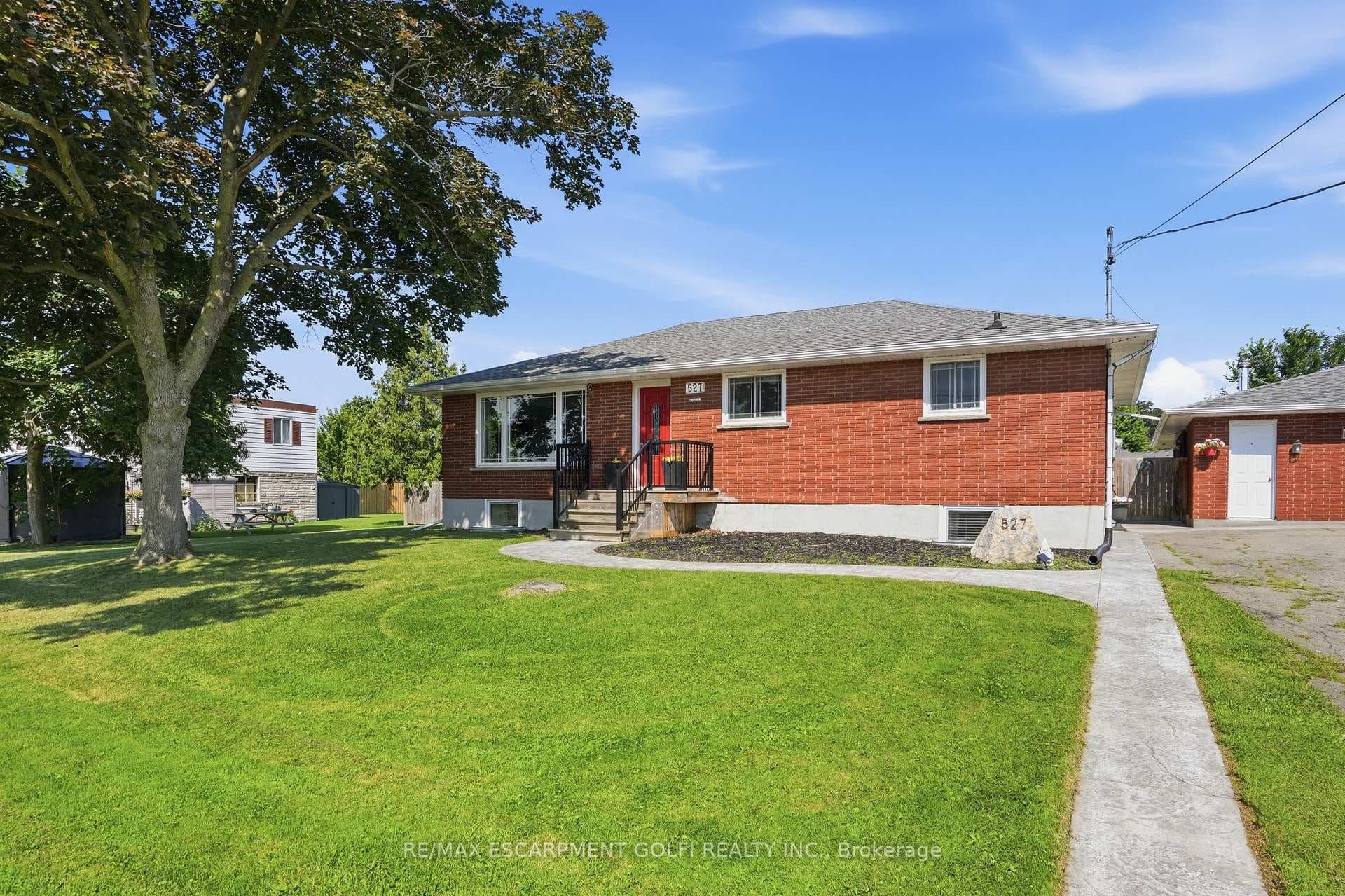 527 Walden Boulevard photo 3