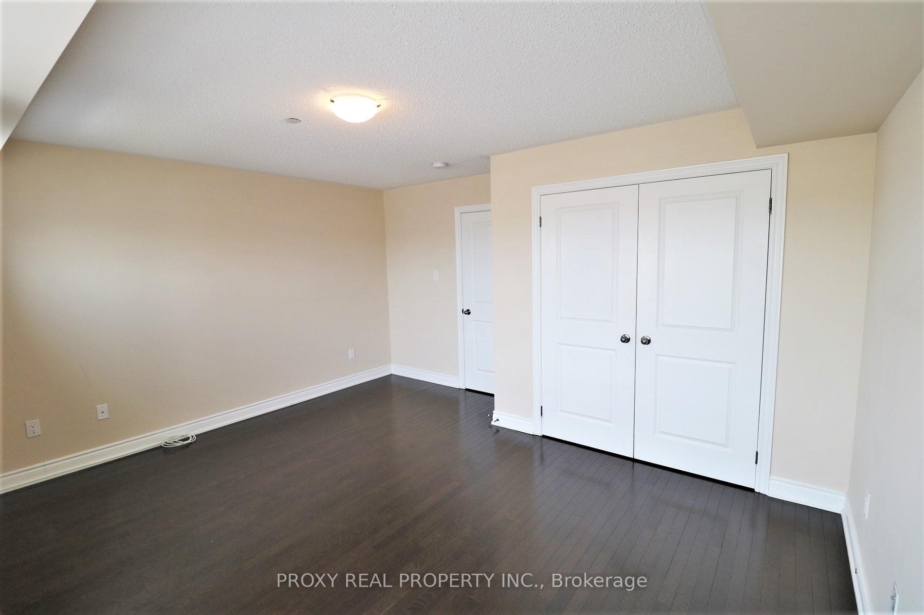 1331 Major Mackenzie Drive Unit 23 photo 17