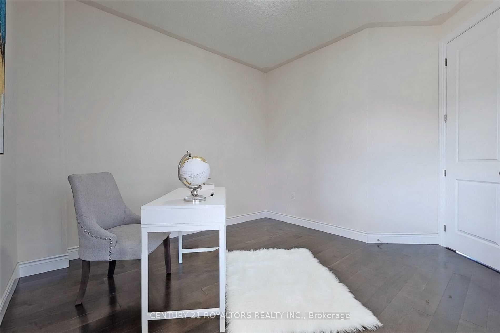1572 Cahill Drive photo 16