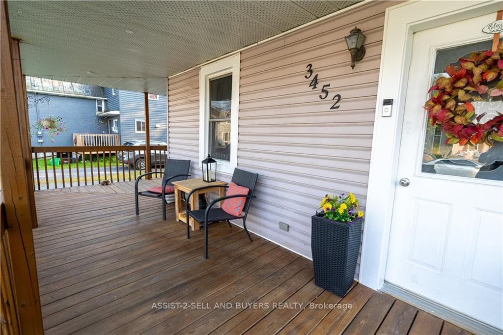 3452 STATION Street photo 5
