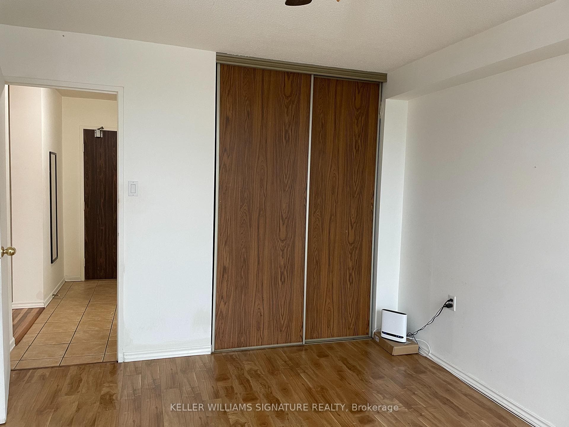 18 Knightsbridge Road Unit 406 photo 12