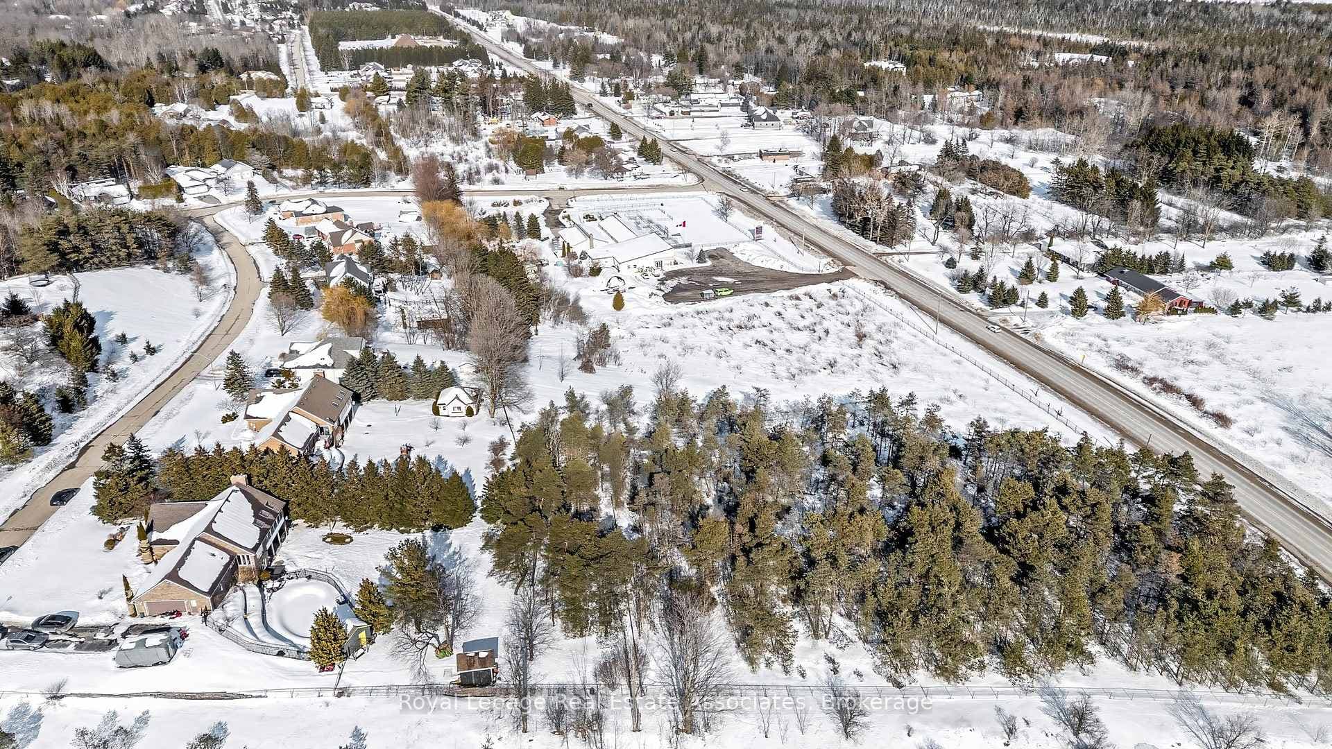 10 Kildare Drive photo 43