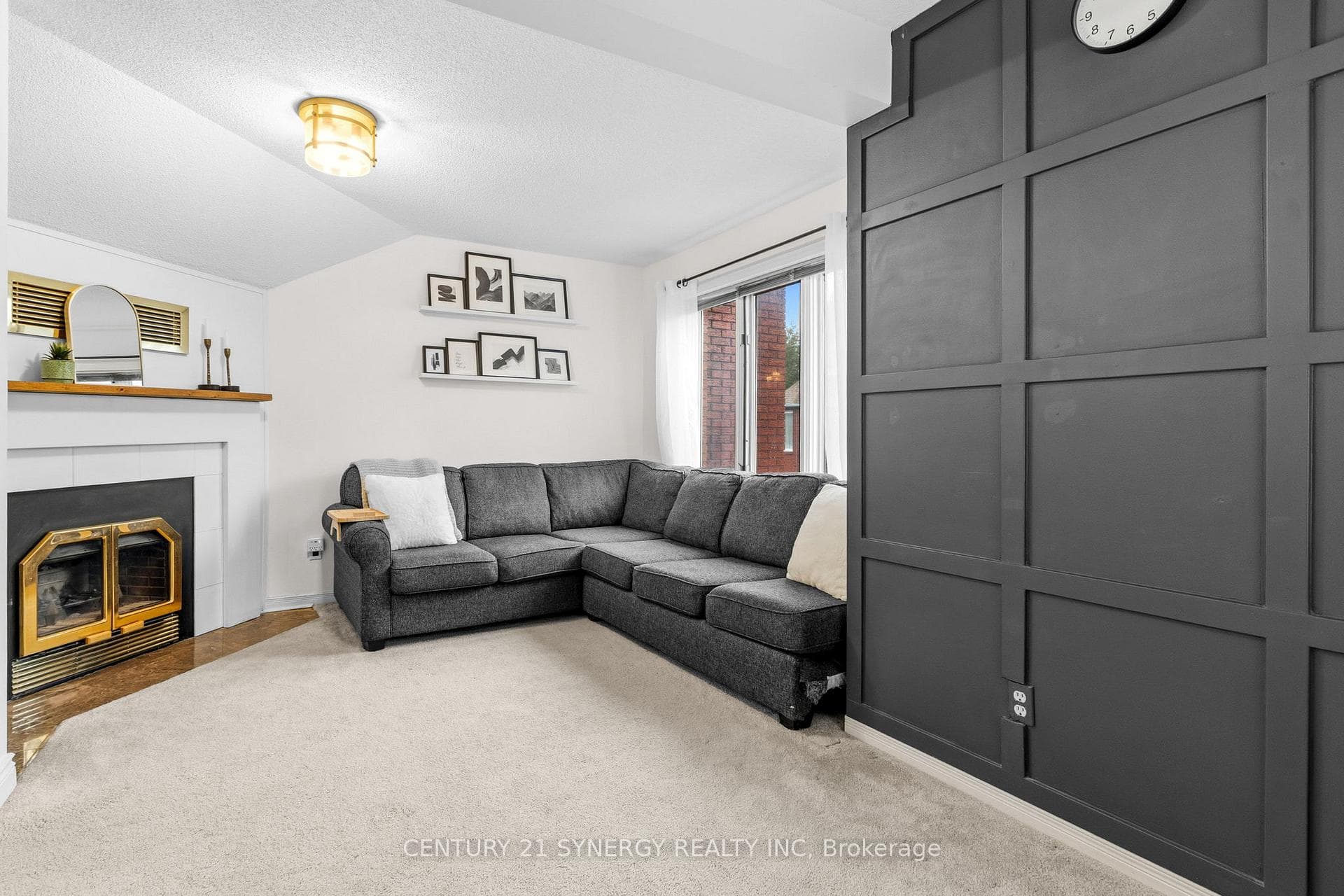 6 Berton Place photo 14