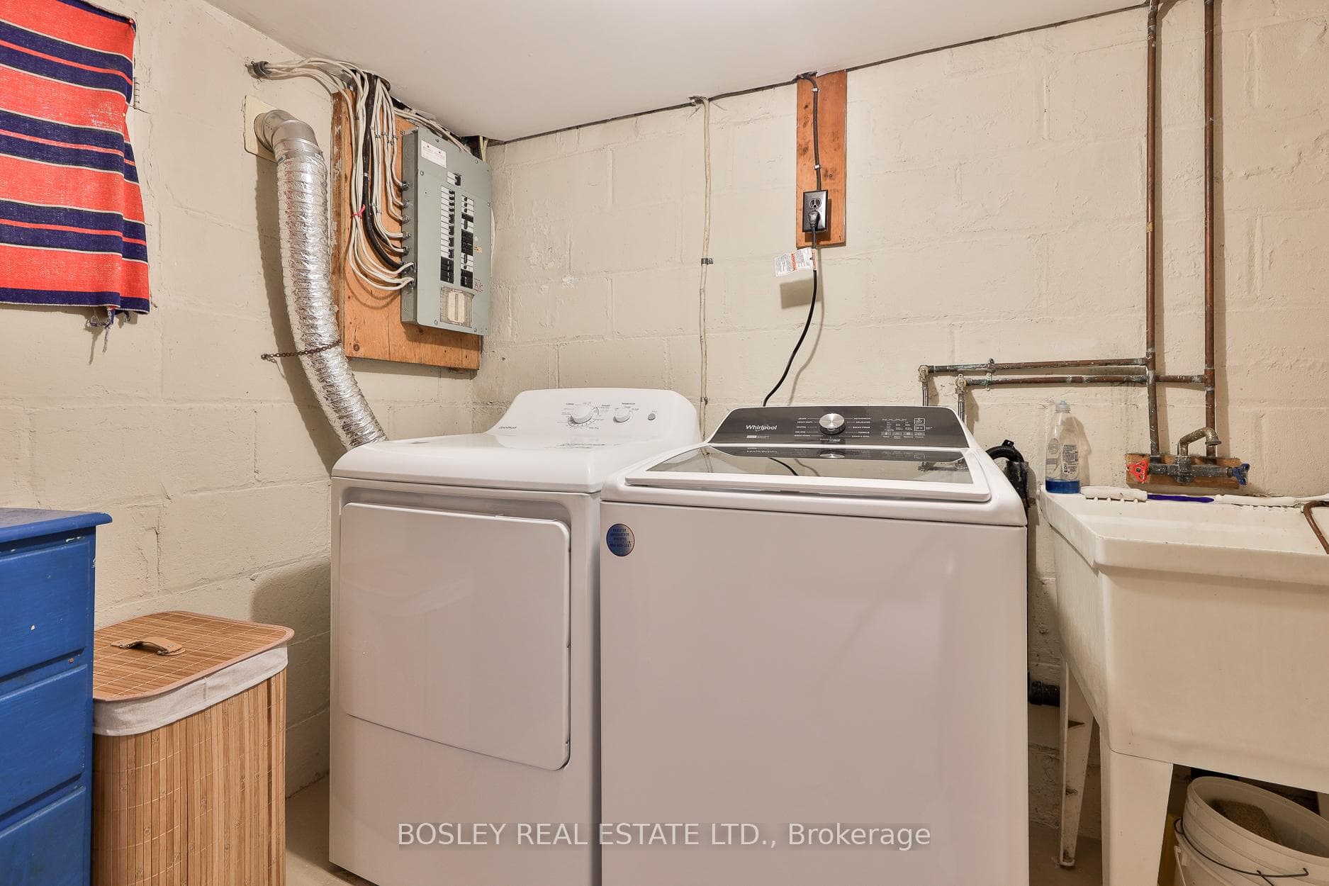333 Sutherland Drive photo 29