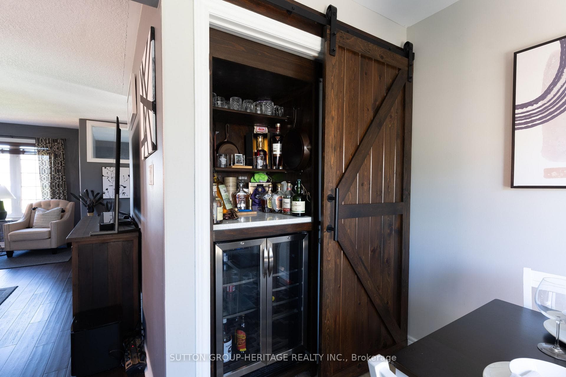 99 SWEETNAM Drive photo 10