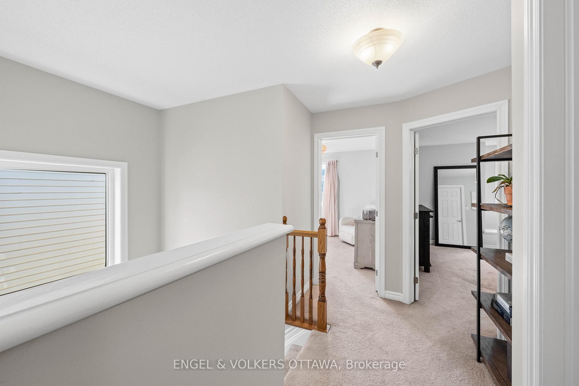 416 Vendevale Avenue photo 18