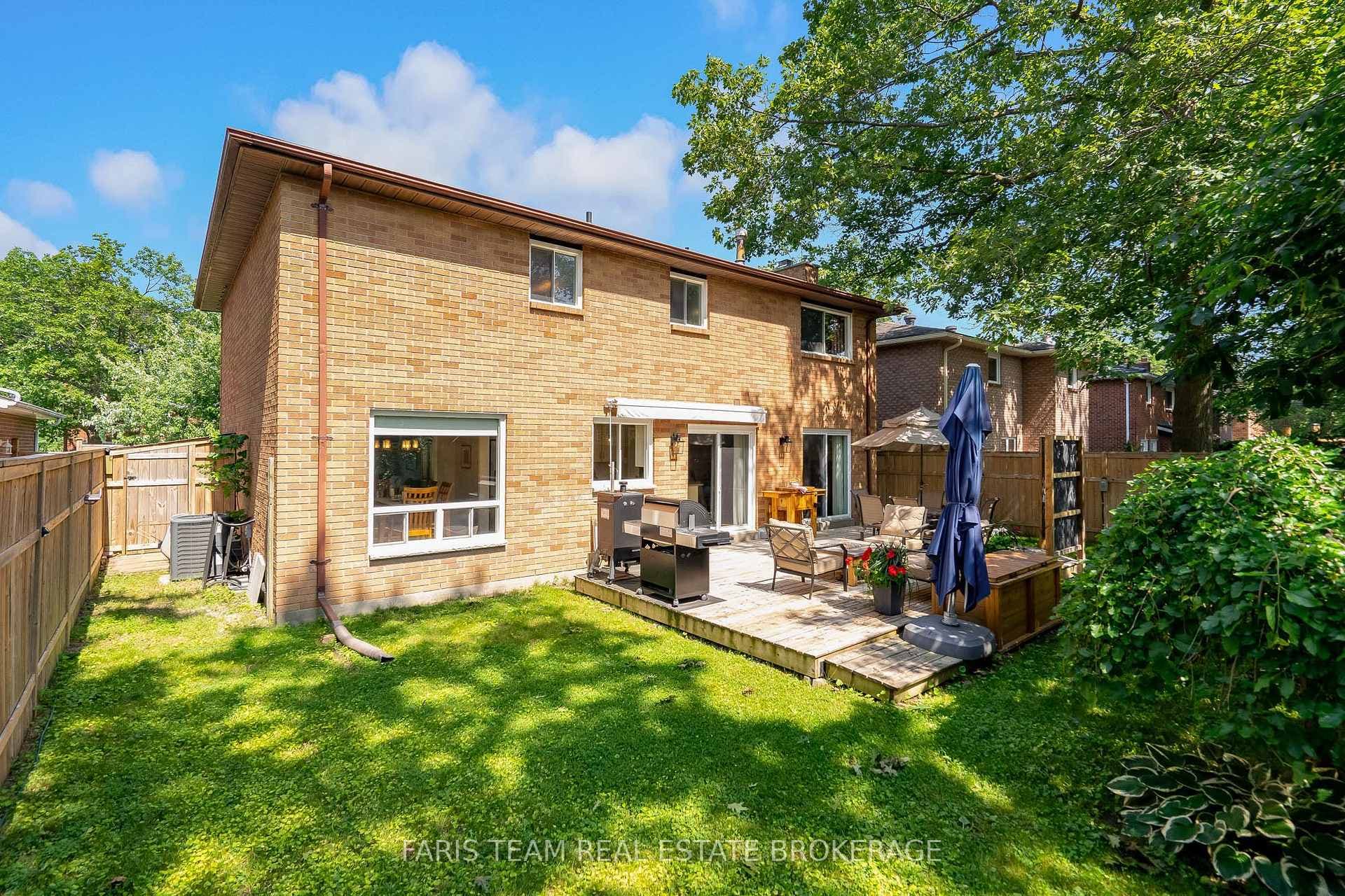 55 Oakridge Drive photo 41