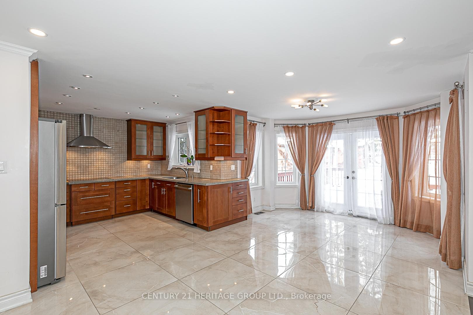 349 Alex Doner Drive photo 19