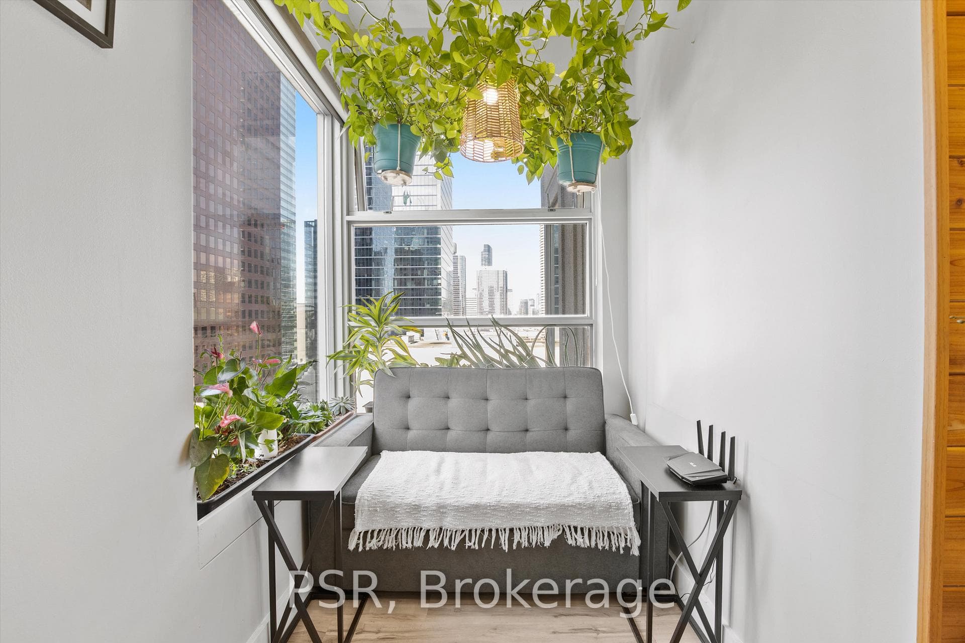 1 King Street Unit 2402 photo 9