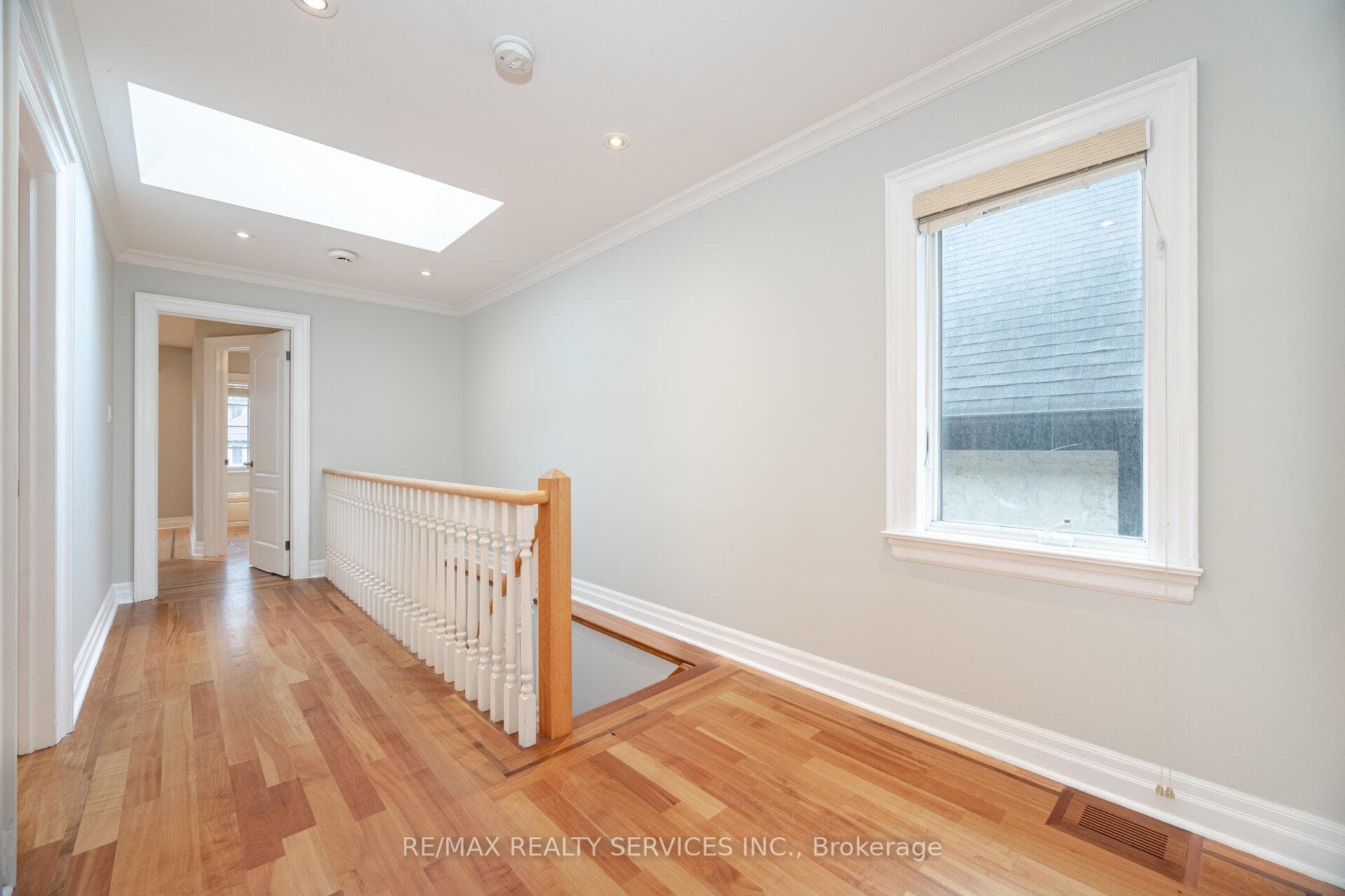 266 Airdrie Road photo 9