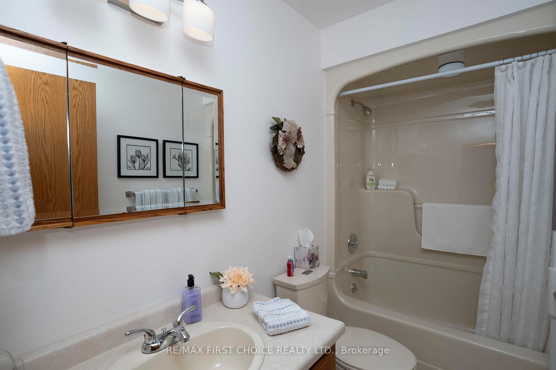 225 FLAMINGO DR photo 17