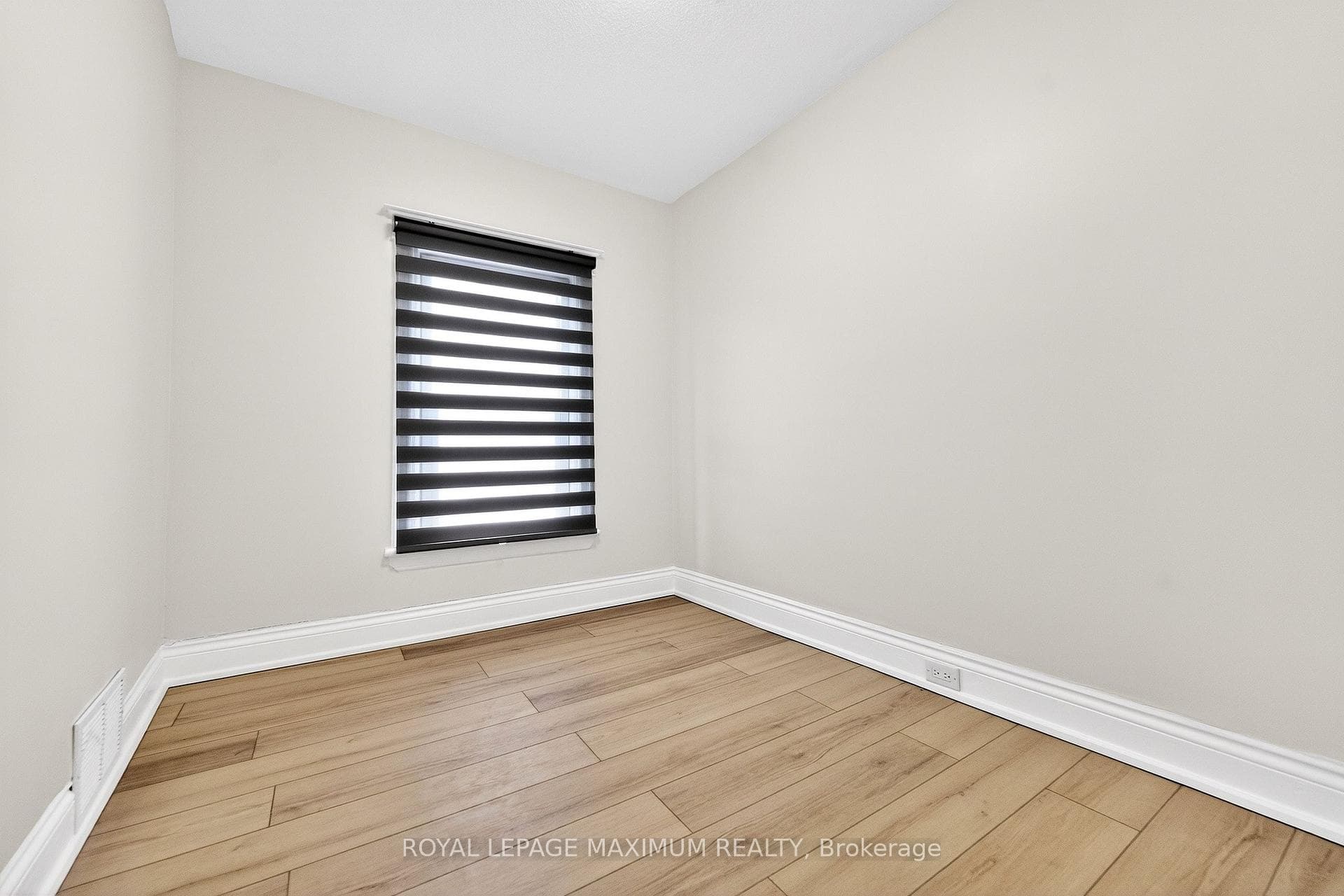 31 Campbell Avenue photo 31