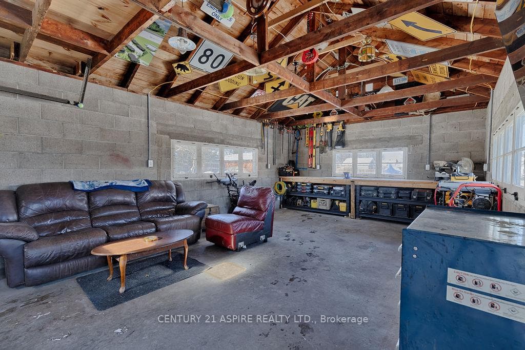 42 Mohns Avenue photo 31