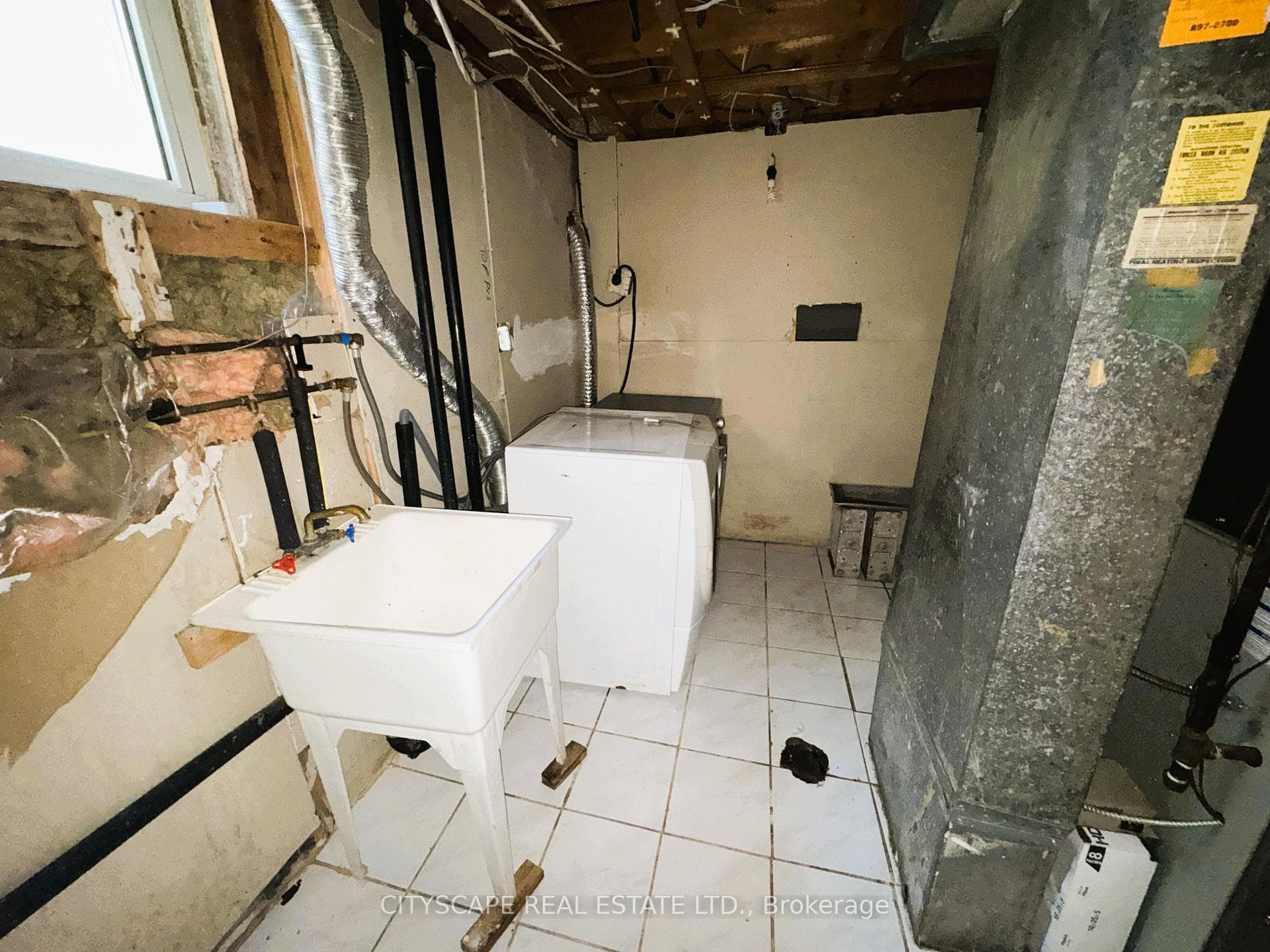 Laundry/Utilities Room