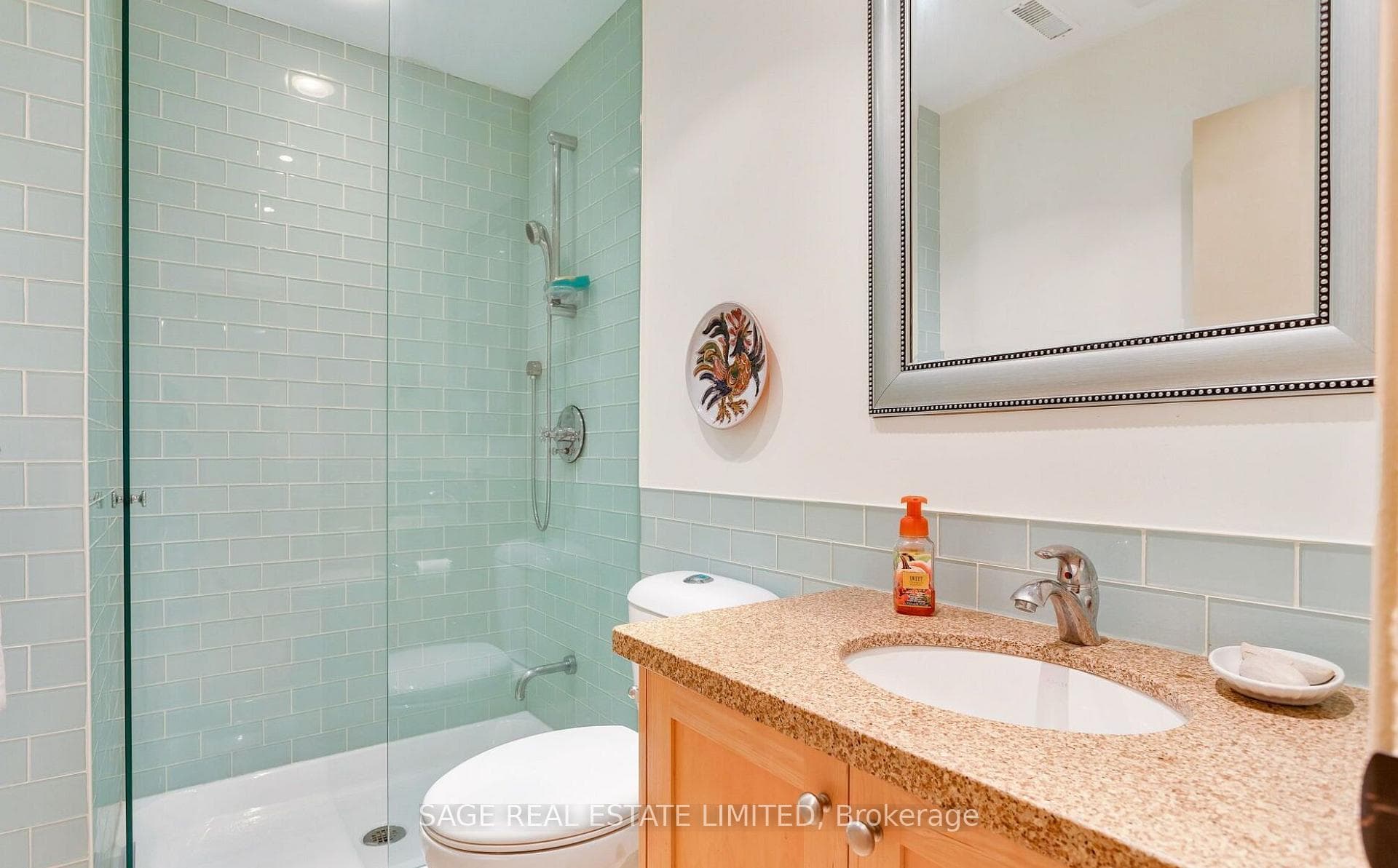 85 HARSHAW Avenue photo 3
