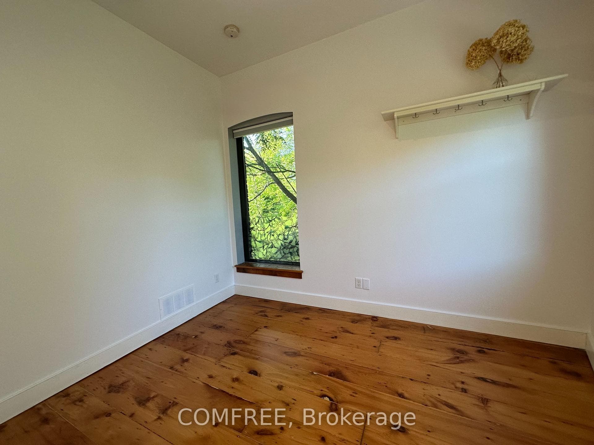 83 Little Bridge Street Unit 200 photo 12