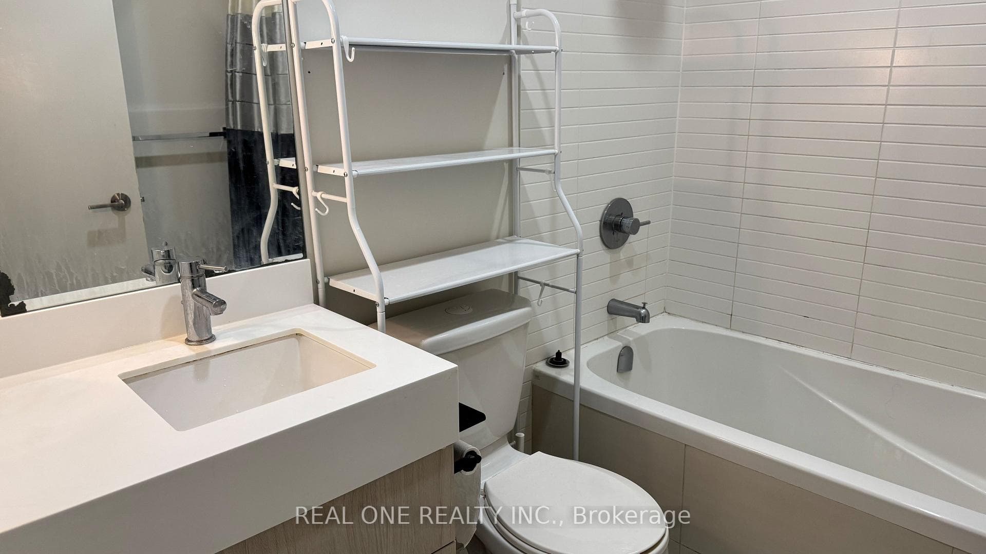 200 Sackville Street Unit 402 photo 6