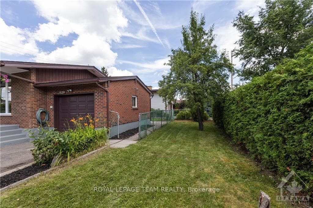 2529 KALADAR Avenue photo 29