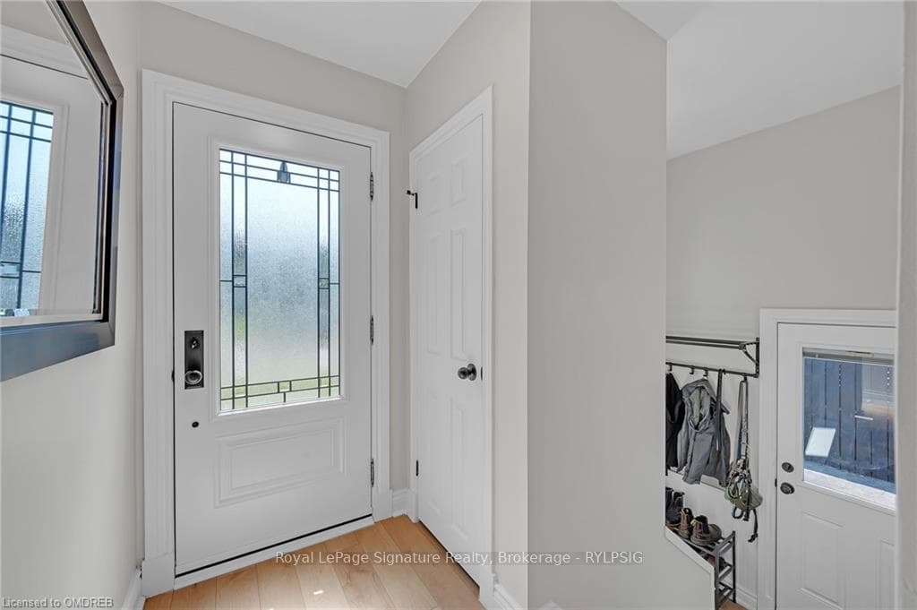 36 BEAUCOURT Road photo 6