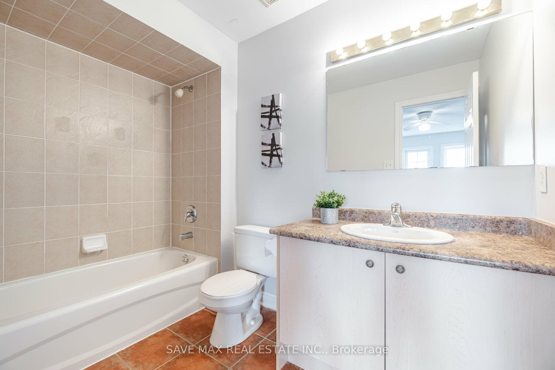 44 Root Crescent photo 25
