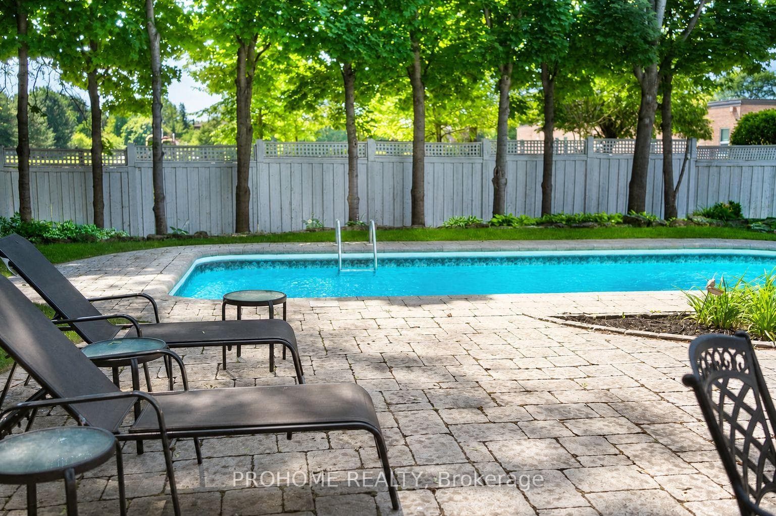 16 Tuscay Court photo 37
