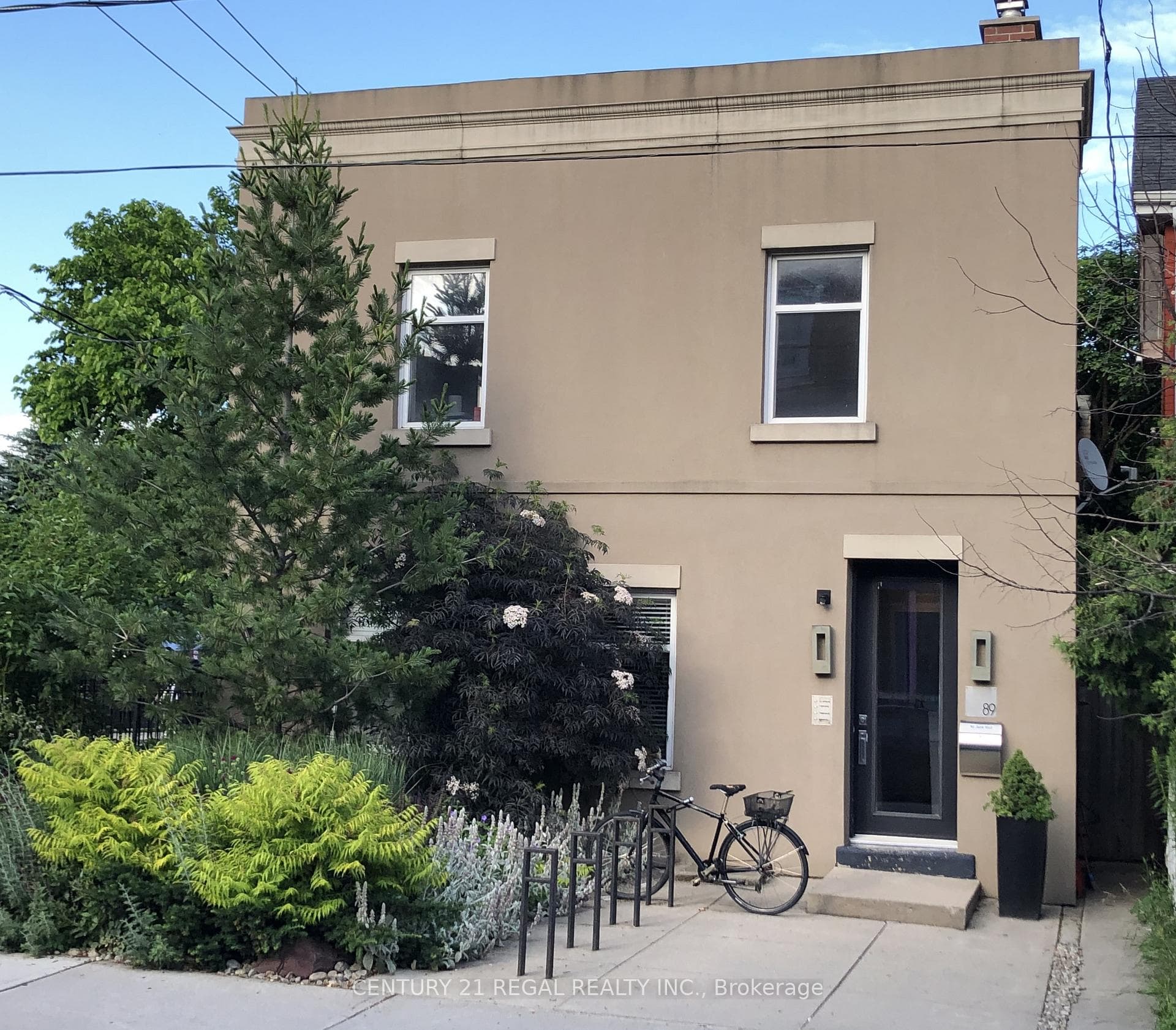 89 Gladstone Avenue Unit 2 photo 4