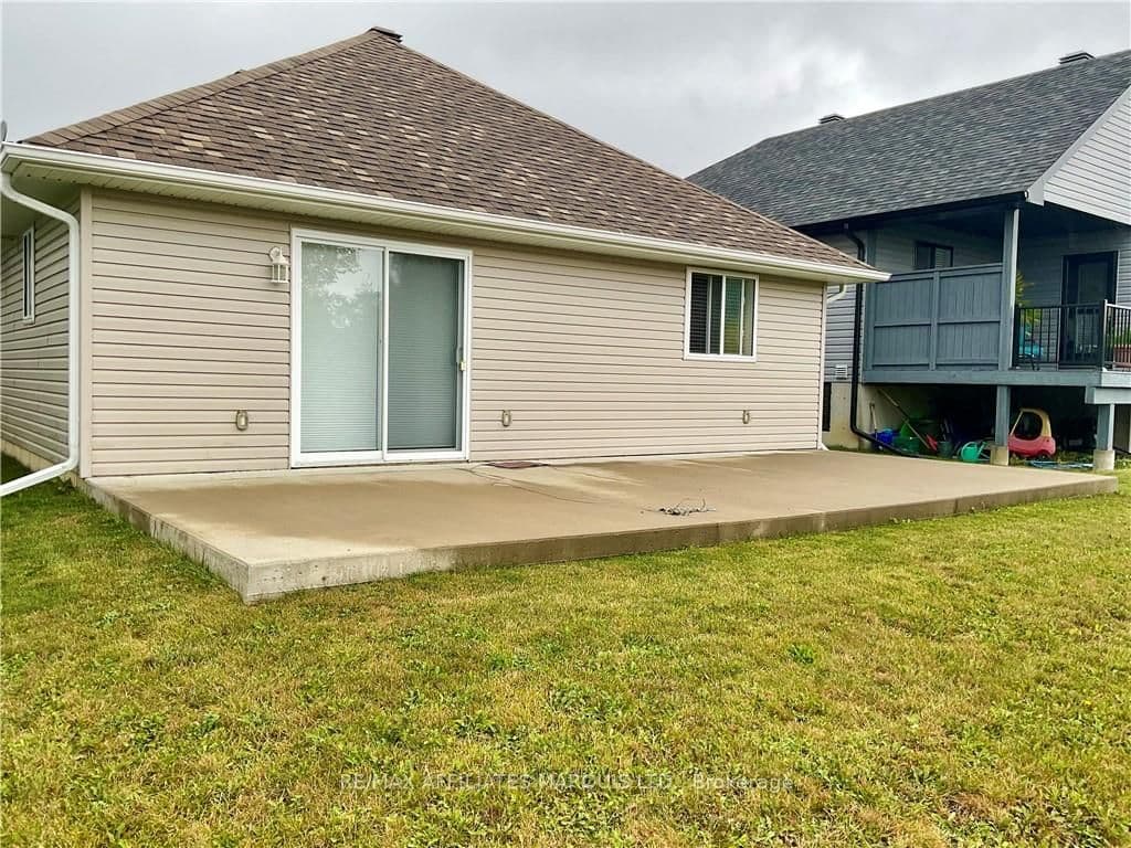 30 MERCIER Avenue photo 11